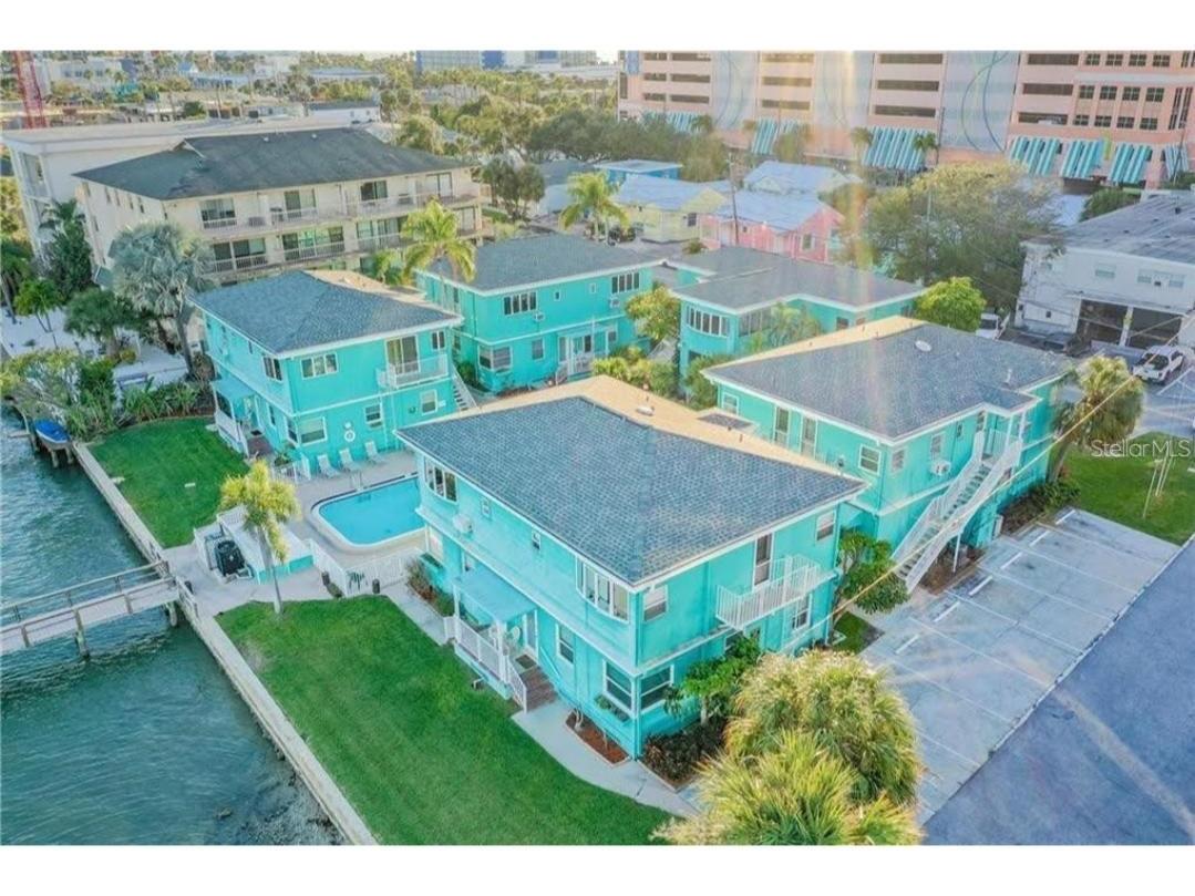 483 E Shore Drive #D6 Clearwater Beach FL 33767 - INTRA-COASTAL WATERWAY TB8528393 image2