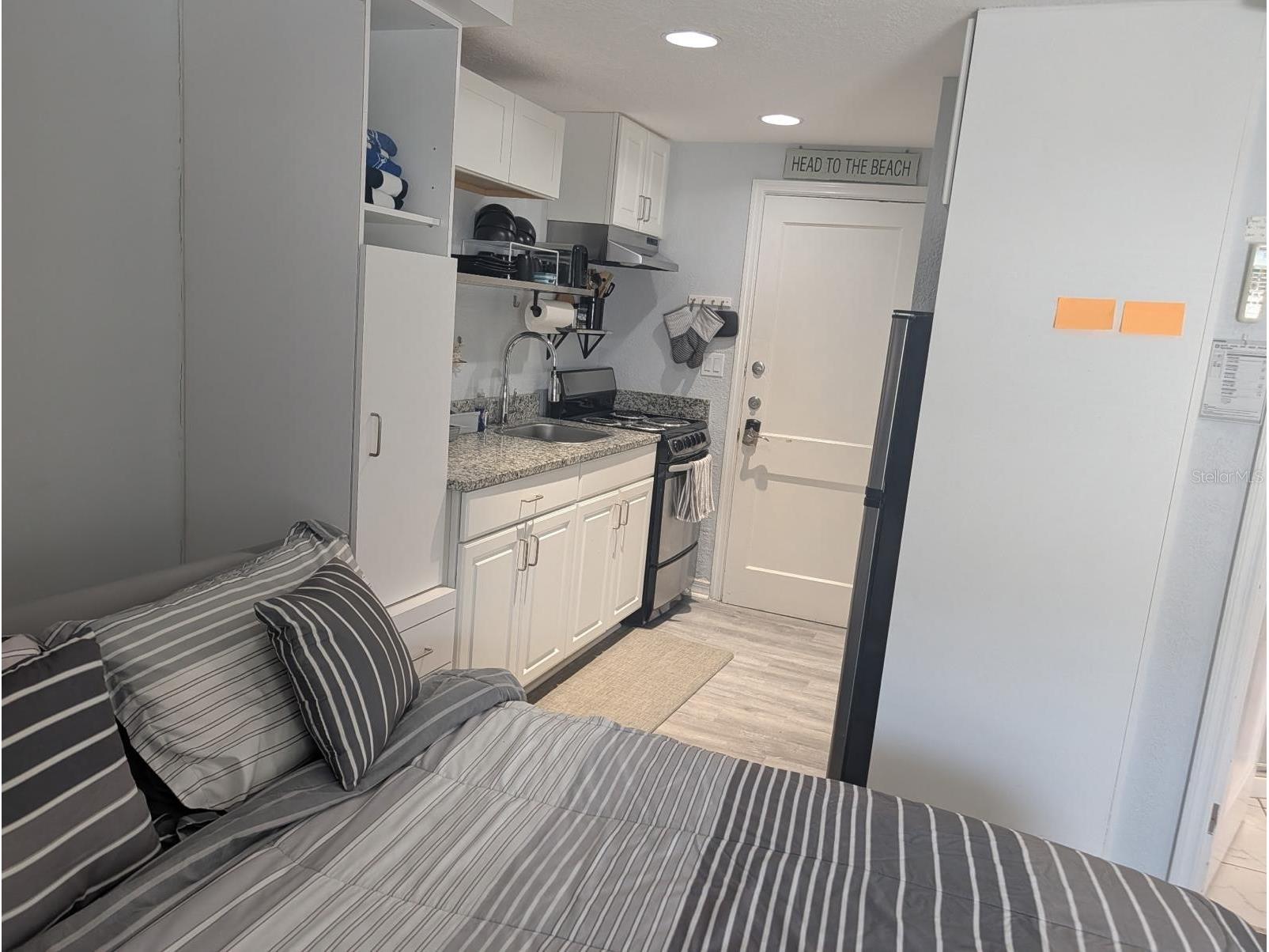 483 E Shore Drive #D6 Clearwater Beach FL 33767 - INTRA-COASTAL WATERWAY TB8528393 image8