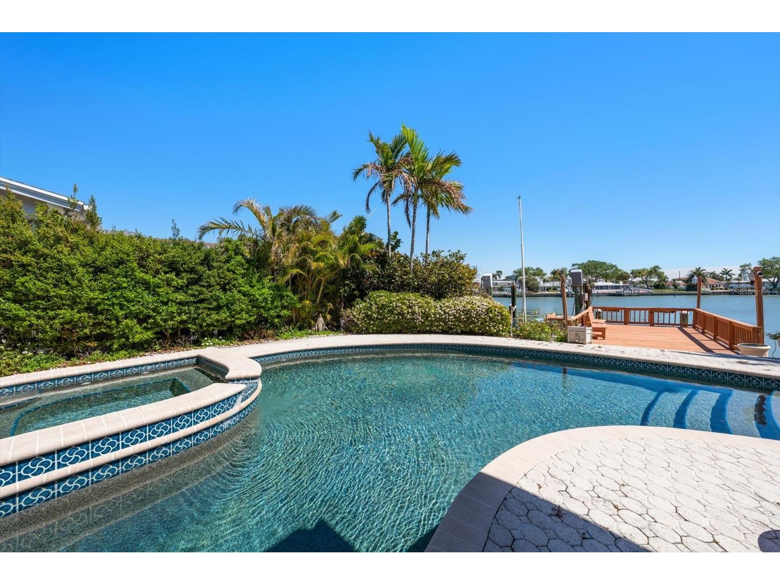 483 Harbor Drive N Indian Rocks Beach FL 33785 TB8489264 image9