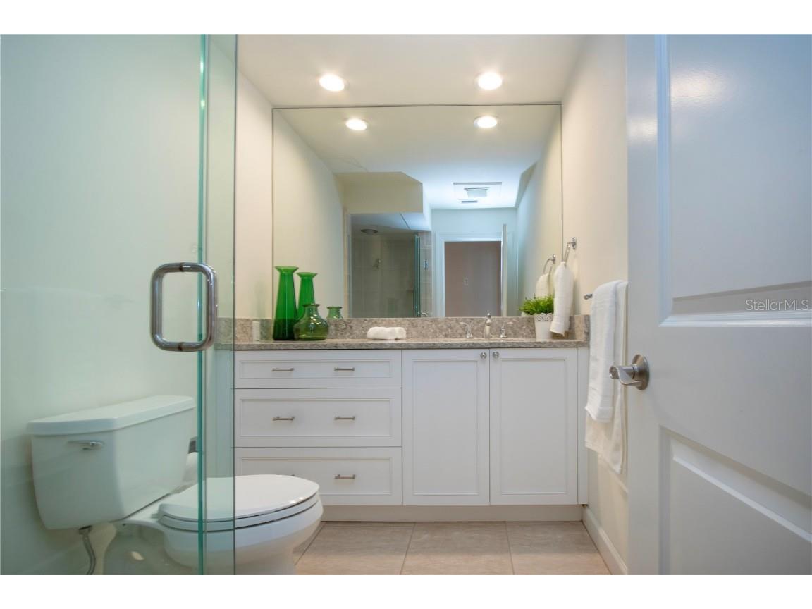 483 Partridge Circle Sarasota FL 34236 A4655760 image15