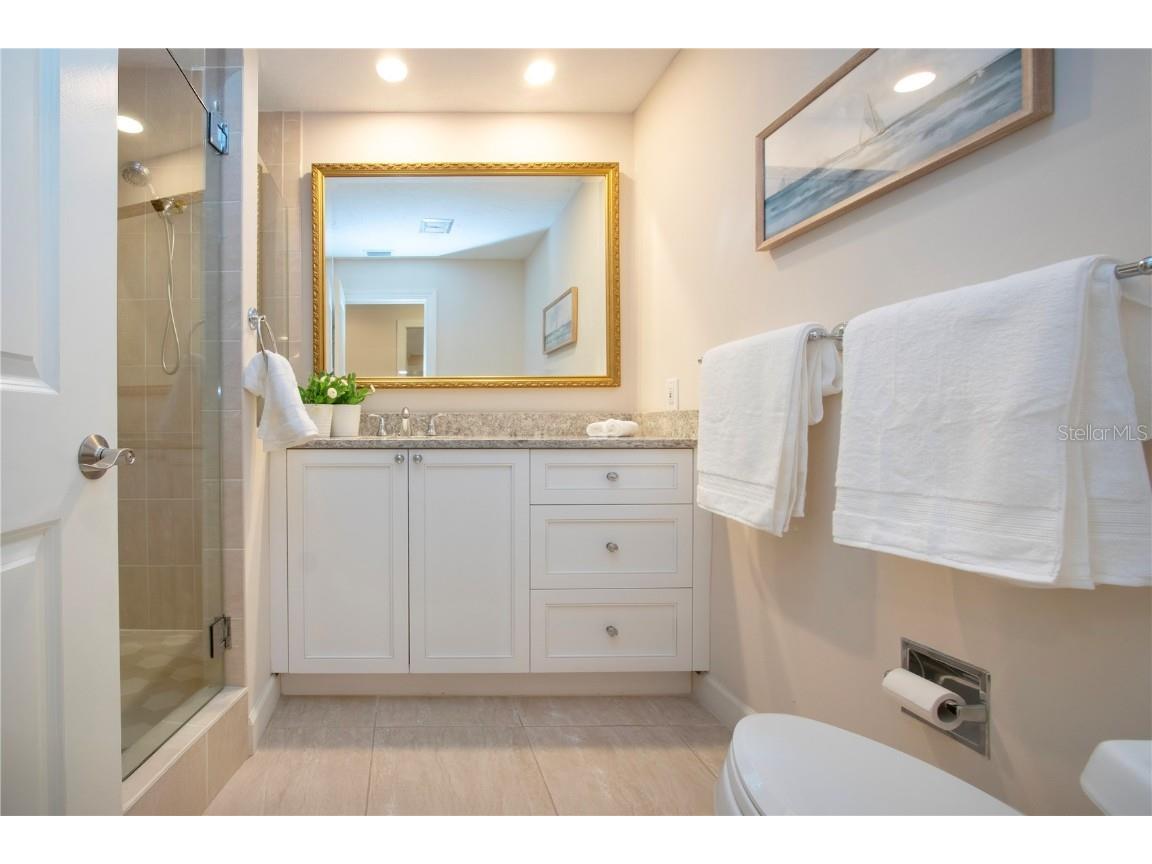 483 Partridge Circle Sarasota FL 34236 A4655760 image22