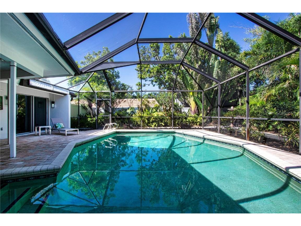 483 Partridge Circle Sarasota FL 34236 A4655760 image26