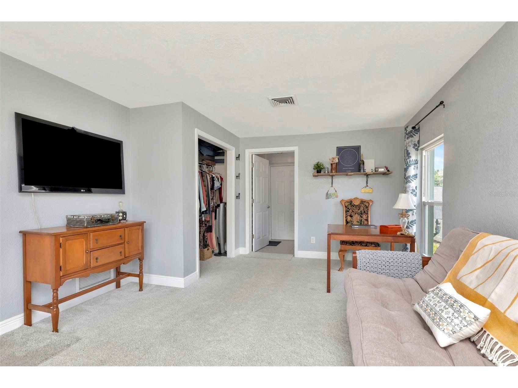 4830 3rd Avenue N Saint Petersburg FL 33713 TB8493677 image17