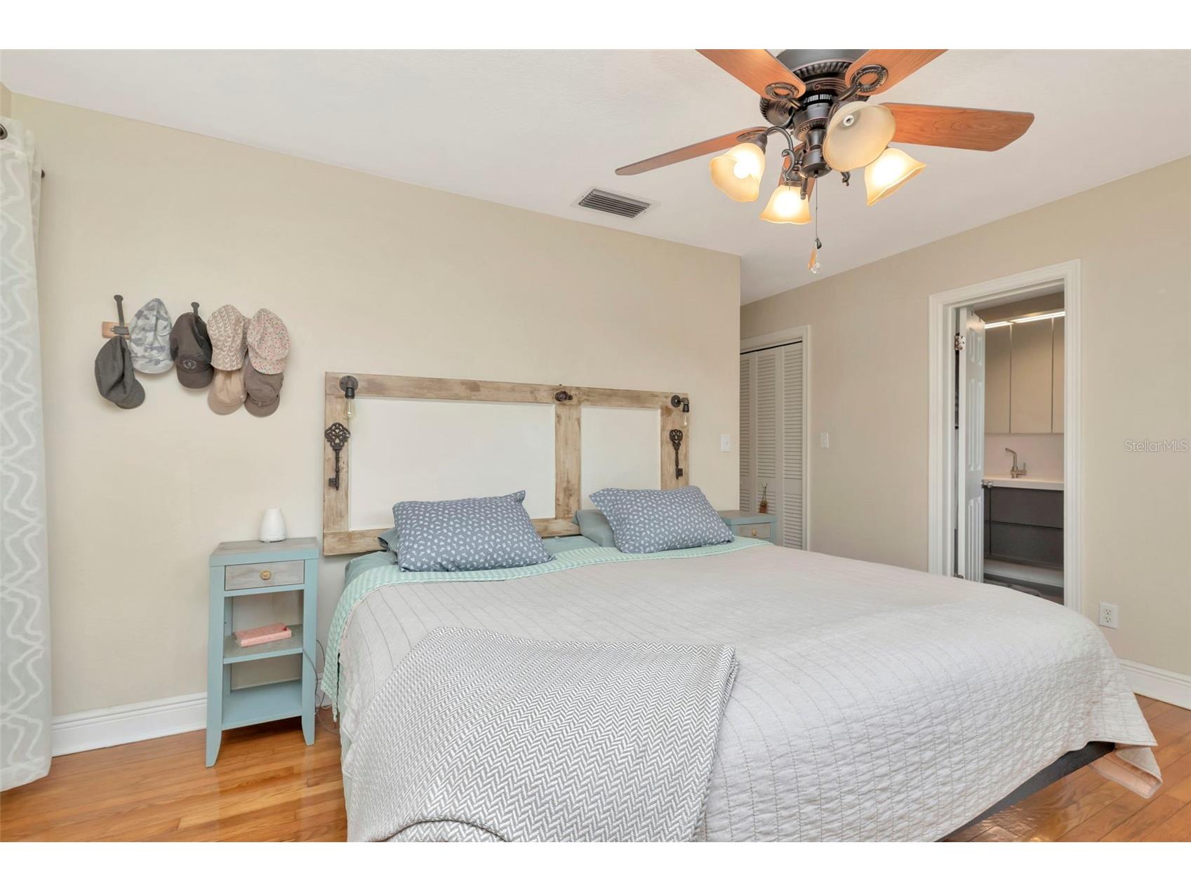 4830 3rd Avenue N Saint Petersburg FL 33713 TB8493677 image27