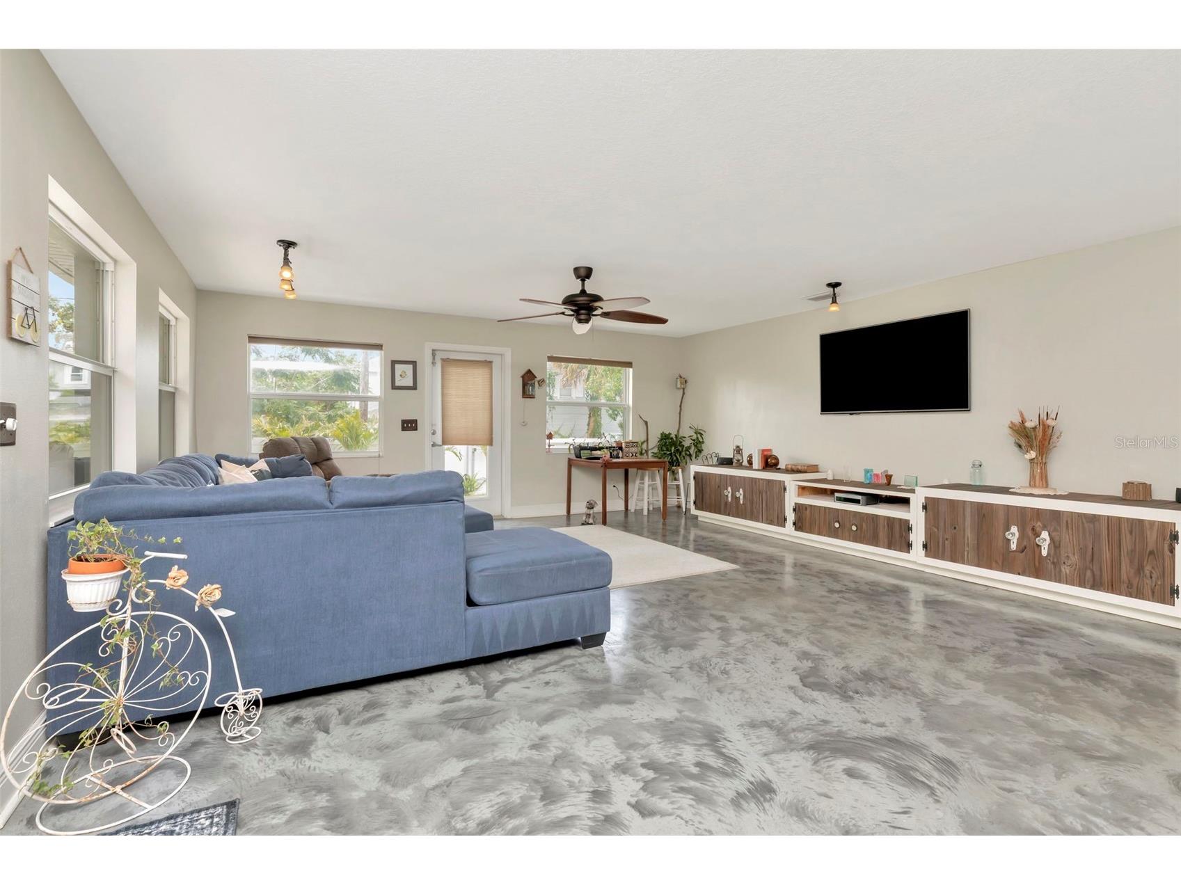 4830 3rd Avenue N Saint Petersburg FL 33713 TB8493677 image34