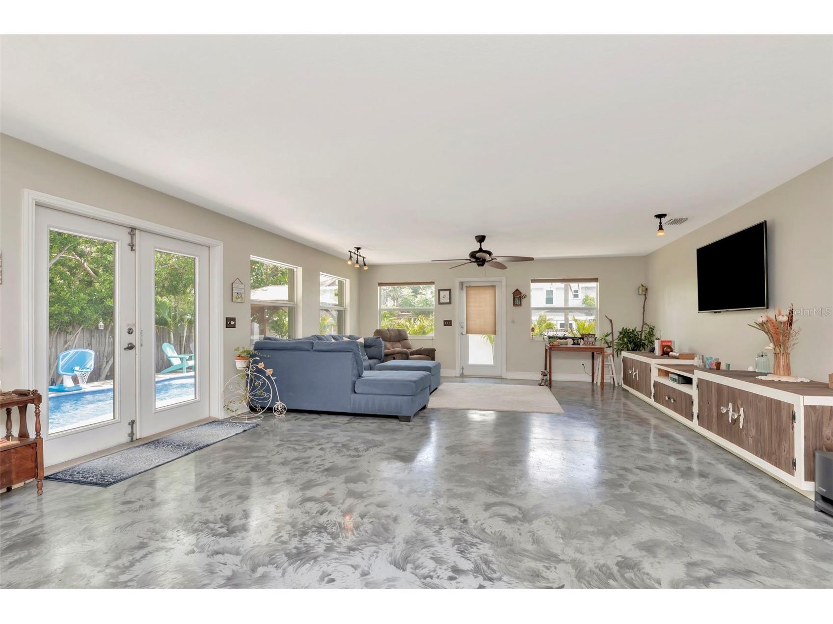 4830 3rd Avenue N Saint Petersburg FL 33713 TB8493677 image36