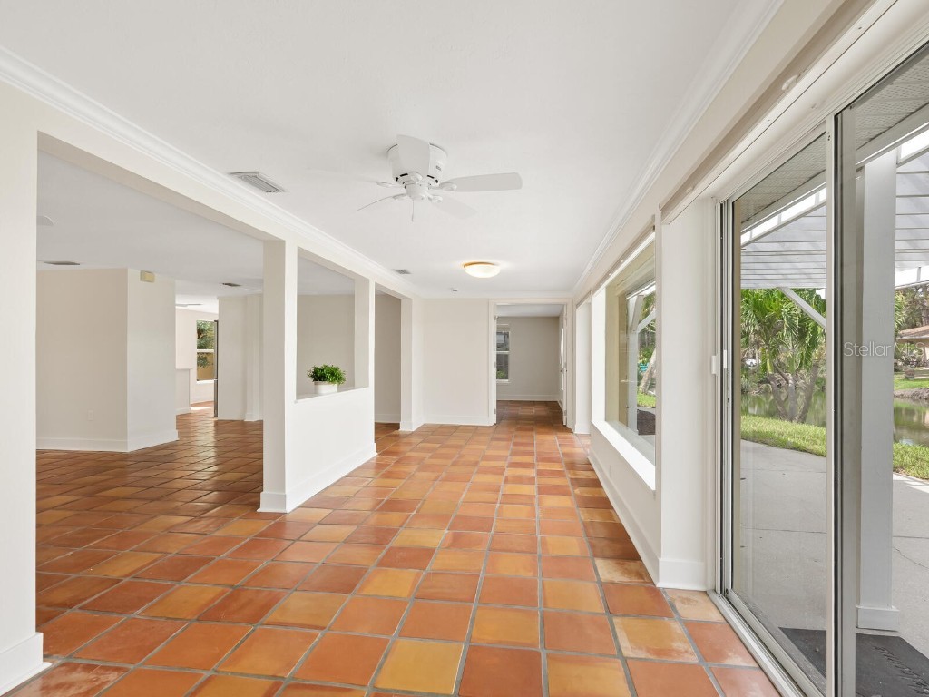 4830 Estrada De Costa Sarasota FL 34242 - LAKE RITTWOOD A4666867 image17