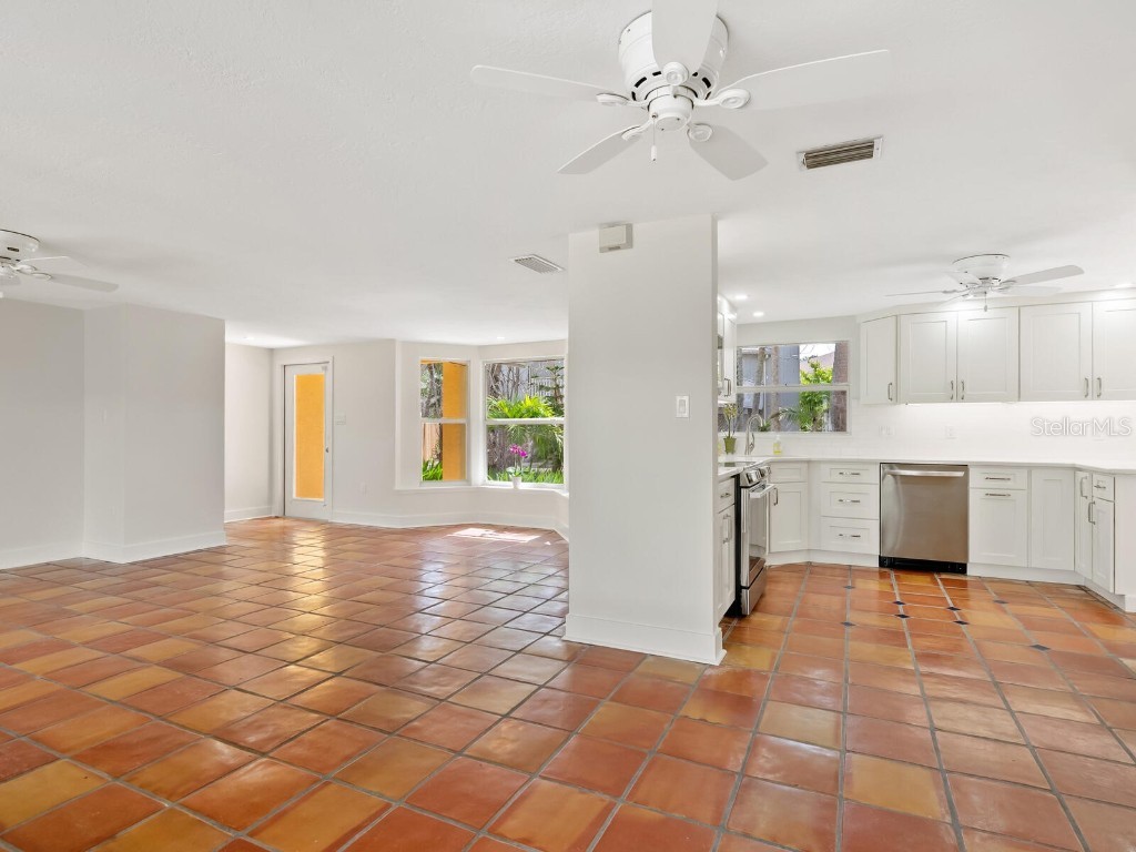 4830 Estrada De Costa Sarasota FL 34242 - LAKE RITTWOOD A4666867 image21