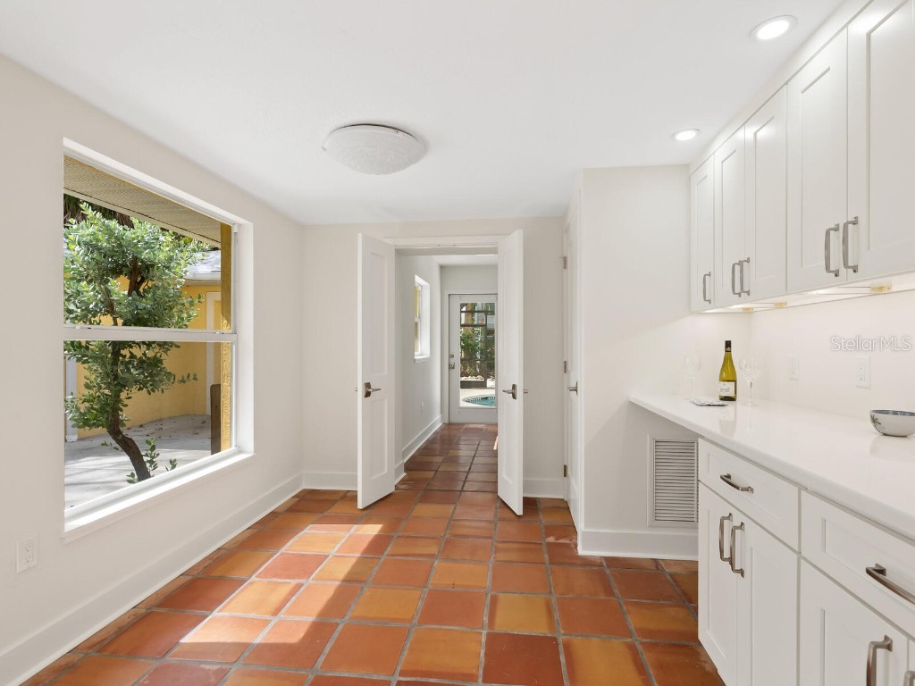 4830 Estrada De Costa Sarasota FL 34242 - LAKE RITTWOOD A4666867 image26