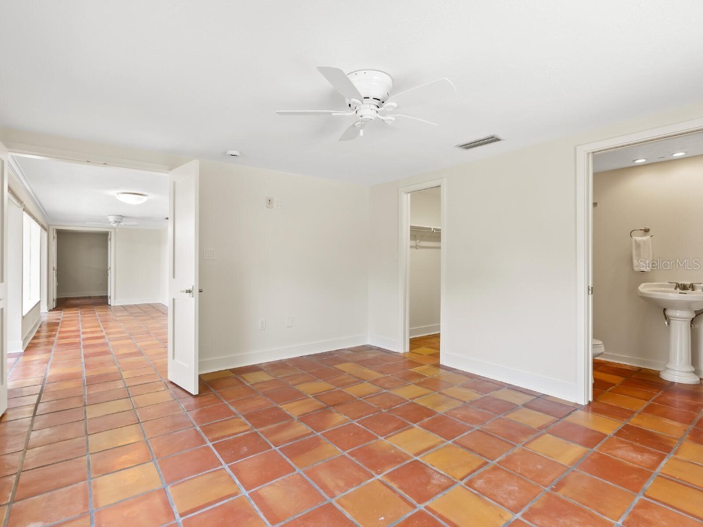 4830 Estrada De Costa Sarasota FL 34242 - LAKE RITTWOOD A4666867 image32