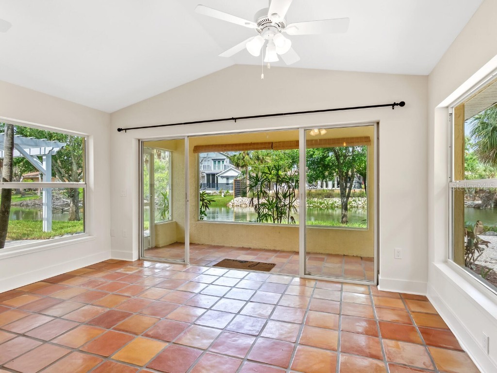 4830 Estrada De Costa Sarasota FL 34242 - LAKE RITTWOOD A4666867 image40