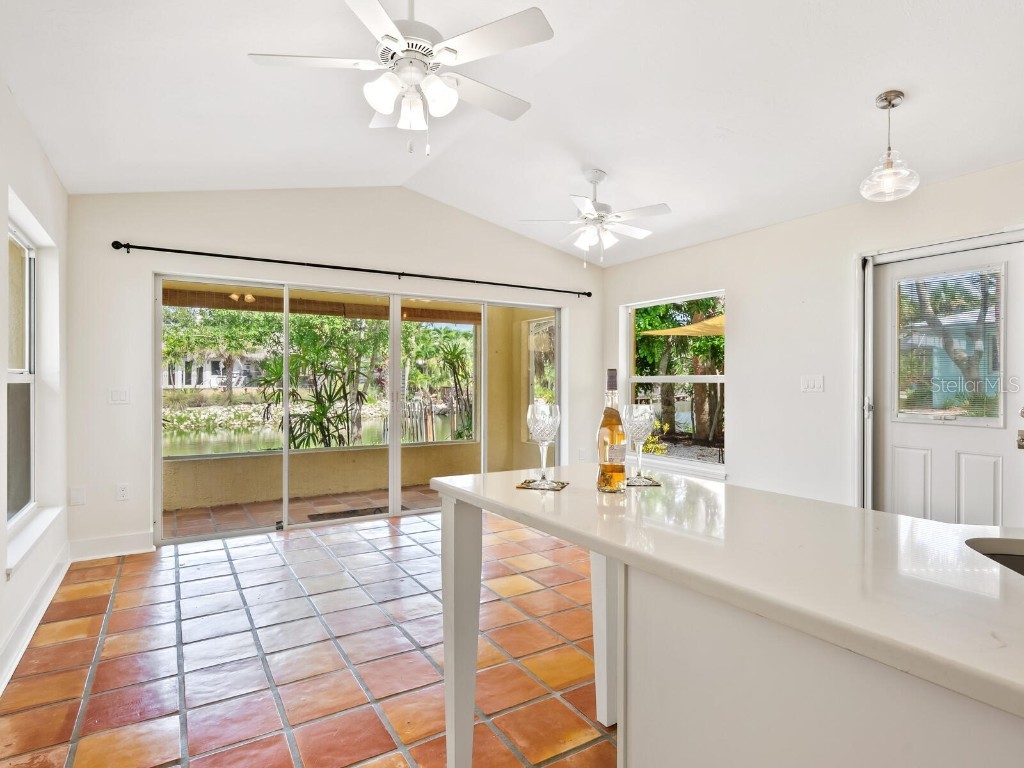 4830 Estrada De Costa Sarasota FL 34242 - LAKE RITTWOOD A4666867 image45