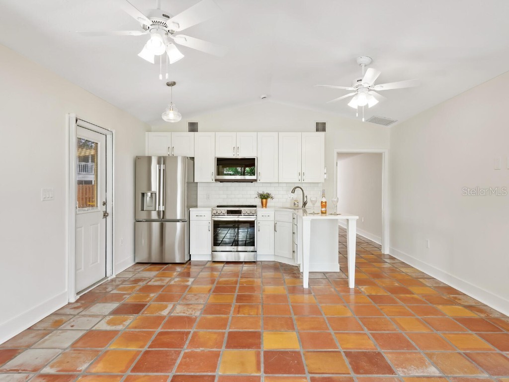 4830 Estrada De Costa Sarasota FL 34242 - LAKE RITTWOOD A4666867 image46