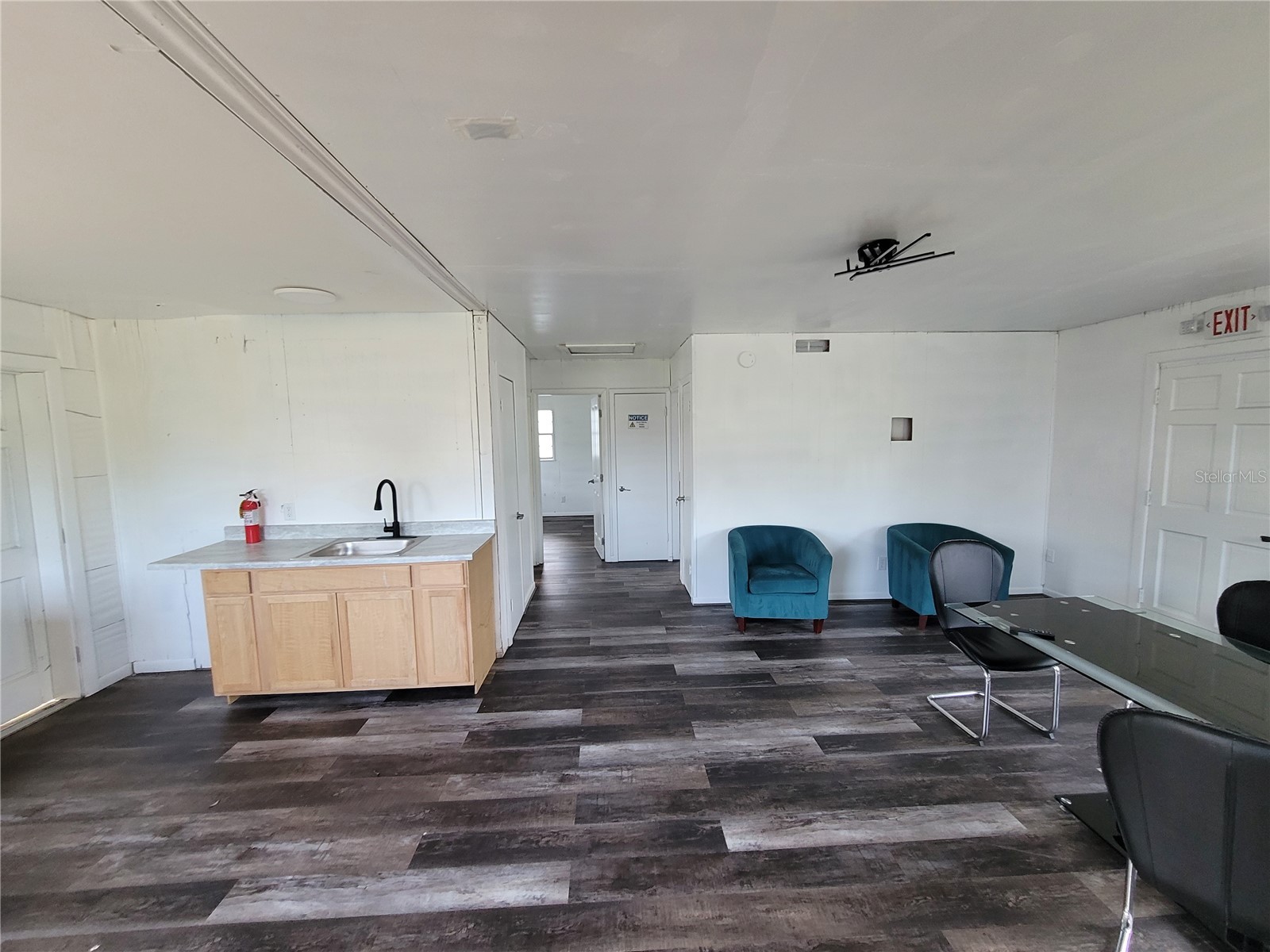 4830 Gall Boulevard Zephyrhills FL 33542 TB8477093 image7