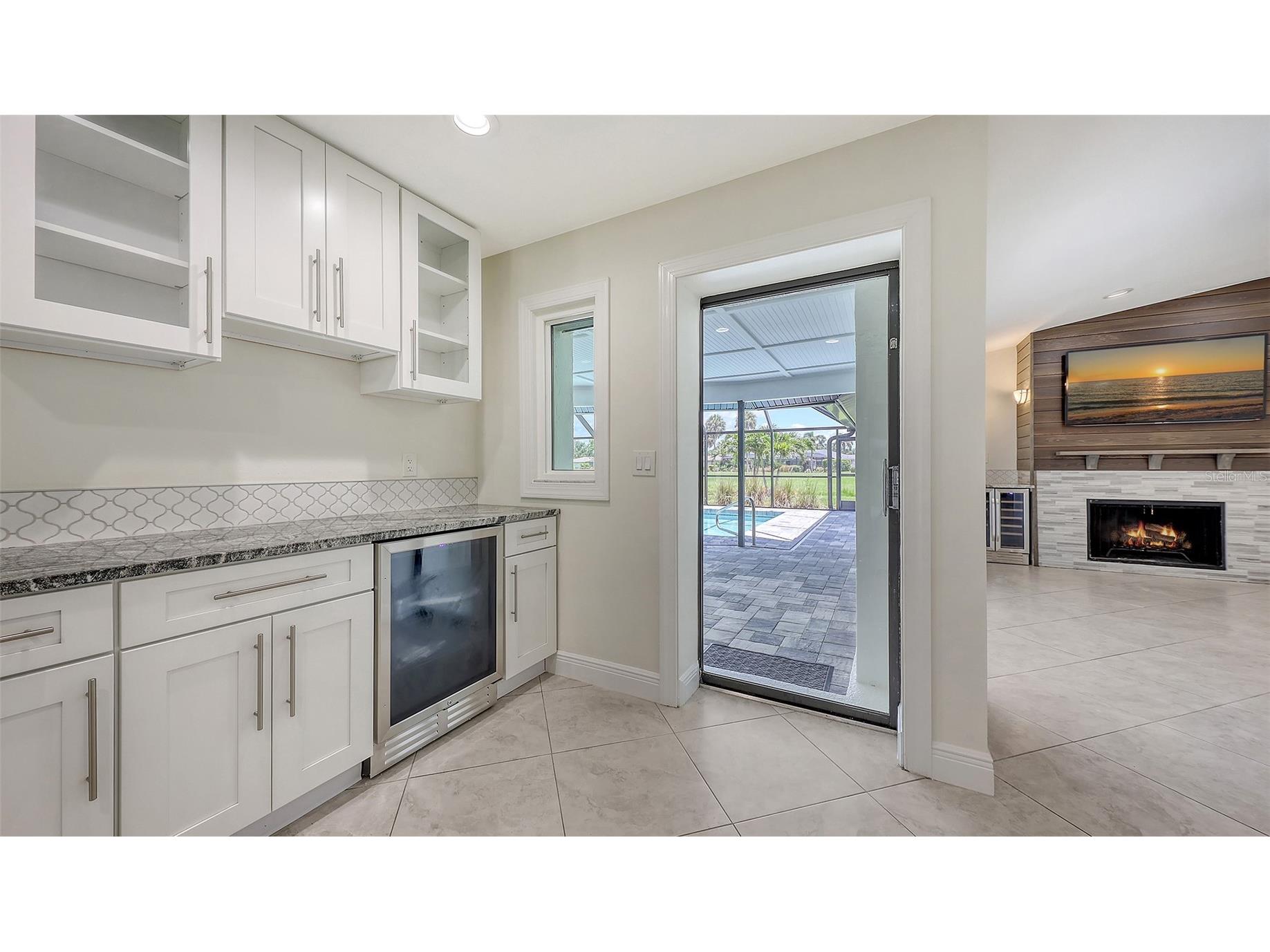 4830 Greywood Lane Sarasota FL 34235 A4659626 image14