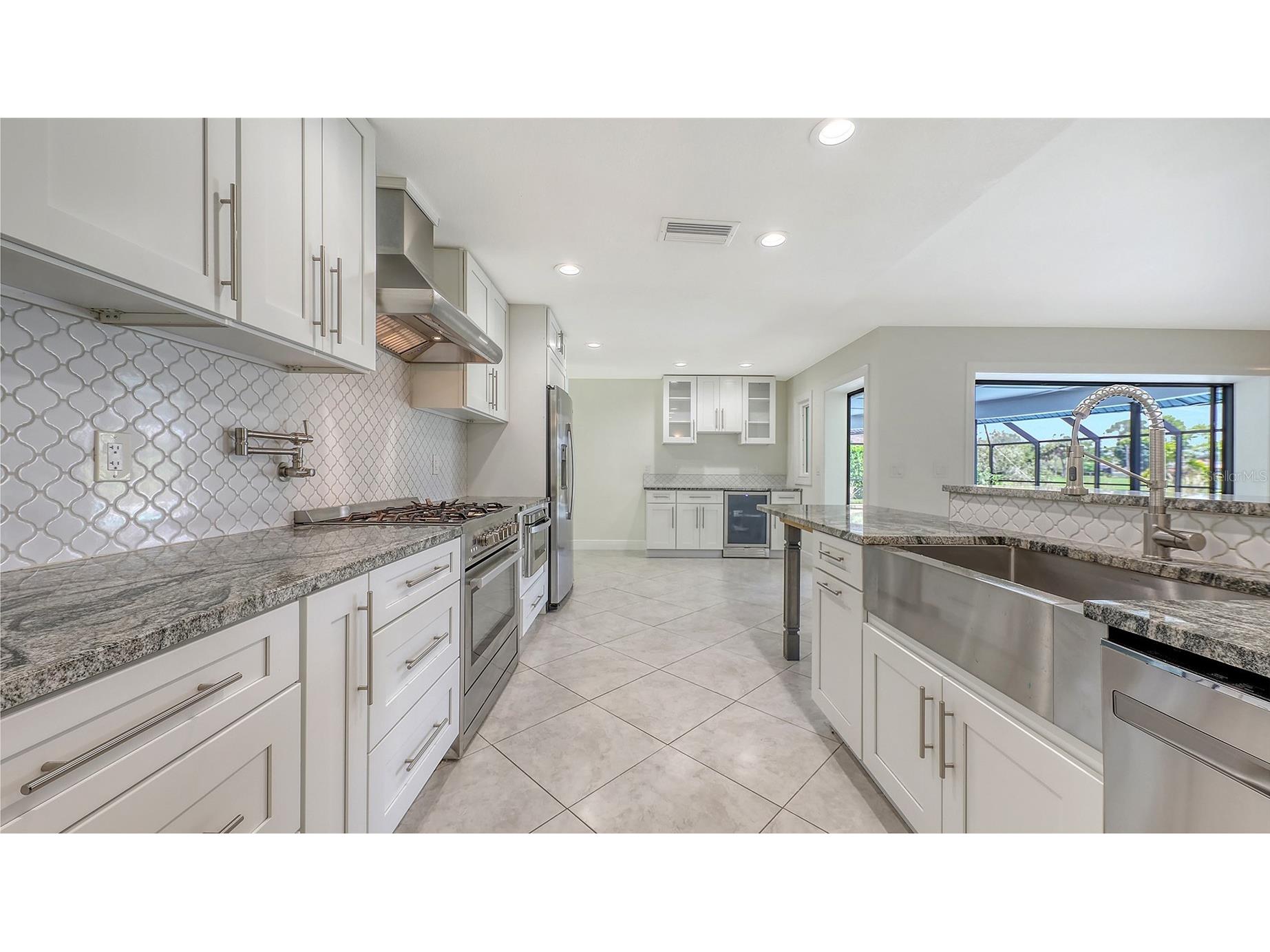 4830 Greywood Lane Sarasota FL 34235 A4659626 image17