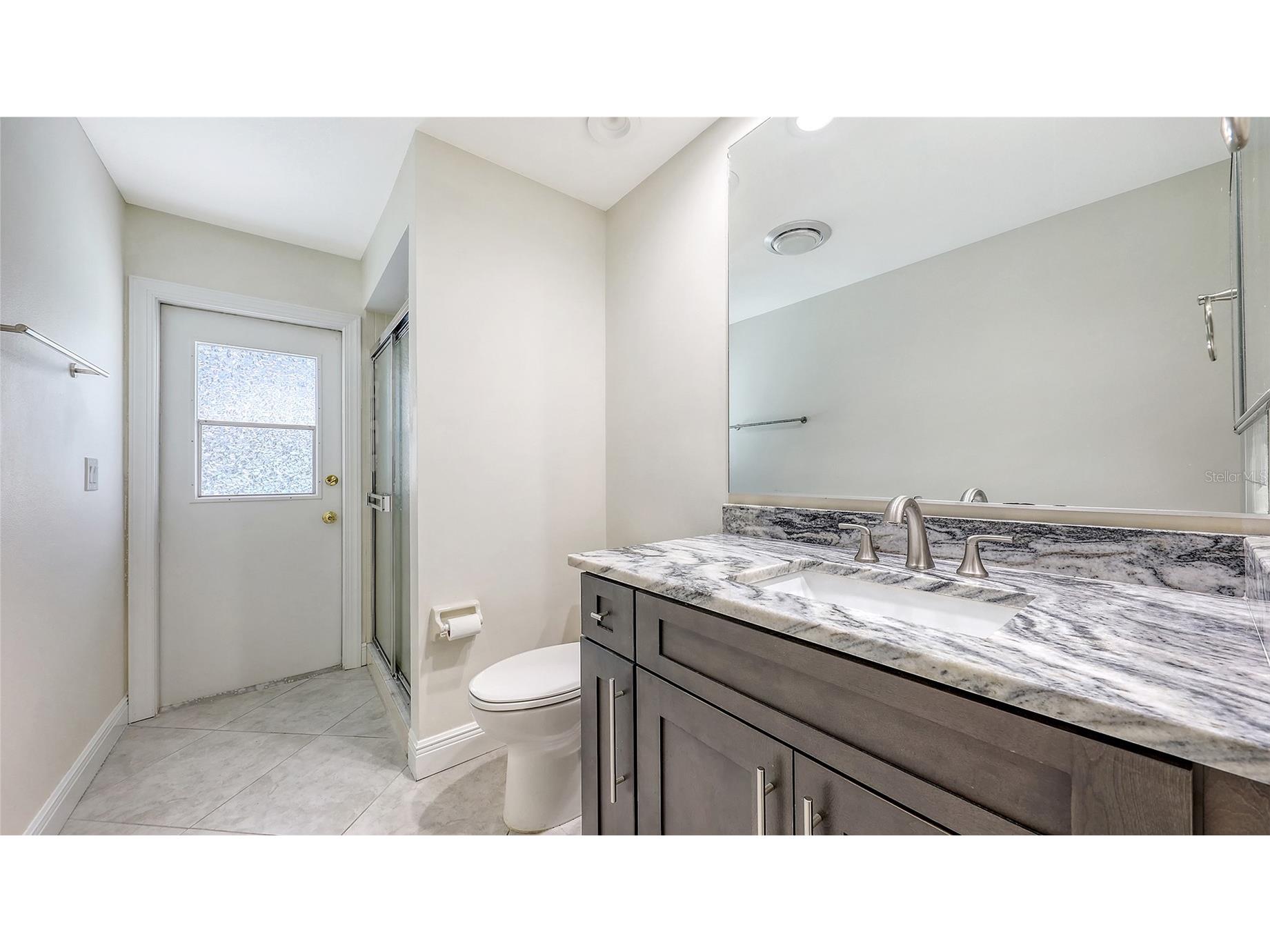 4830 Greywood Lane Sarasota FL 34235 A4659626 image42