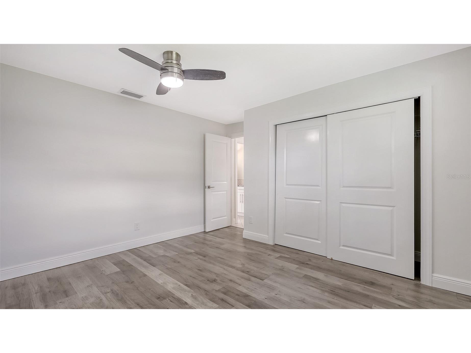 4830 Greywood Lane Sarasota FL 34235 A4659626 image44