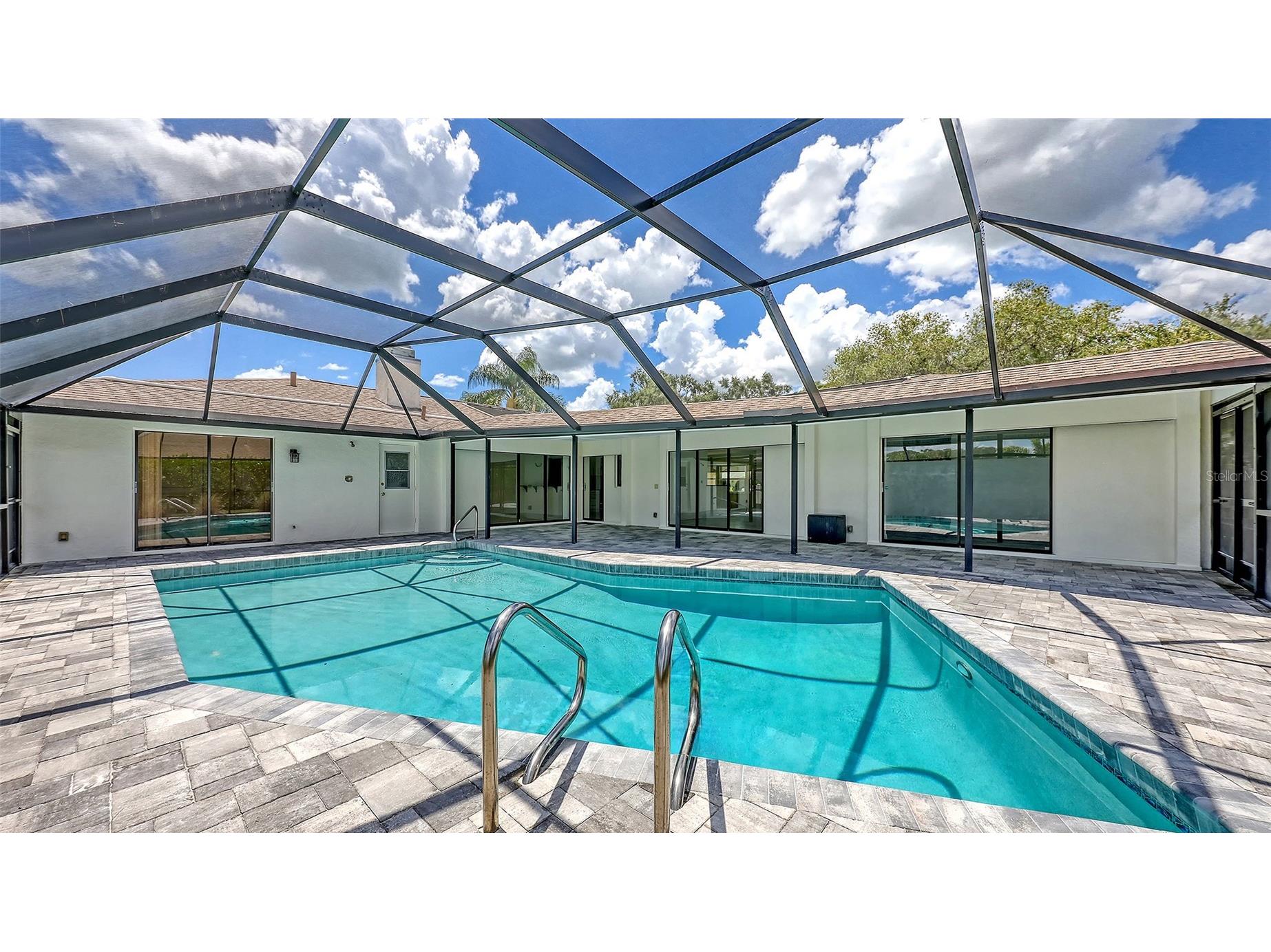 4830 Greywood Lane Sarasota FL 34235 A4659626 image47