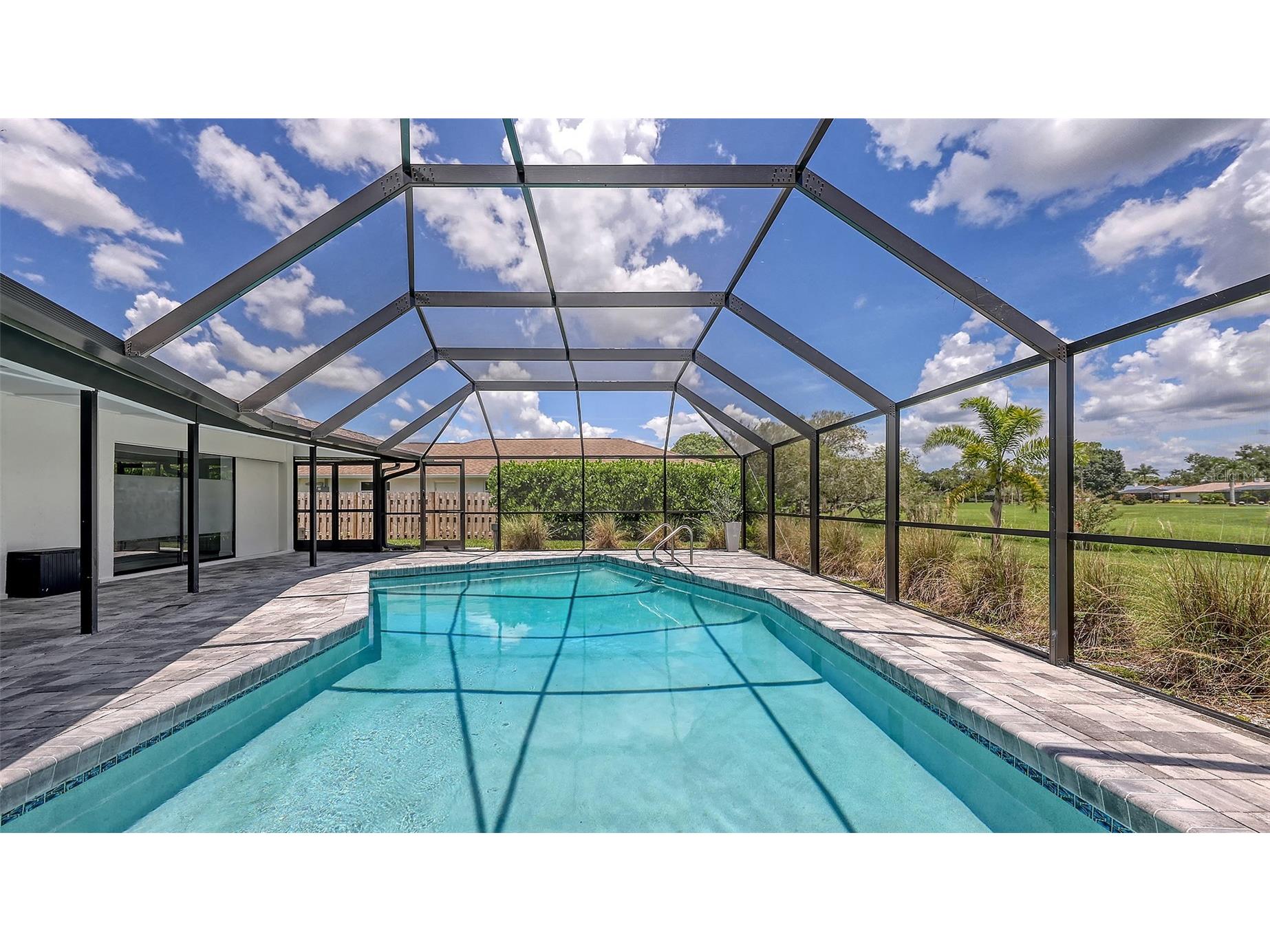 4830 Greywood Lane Sarasota FL 34235 A4659626 image49