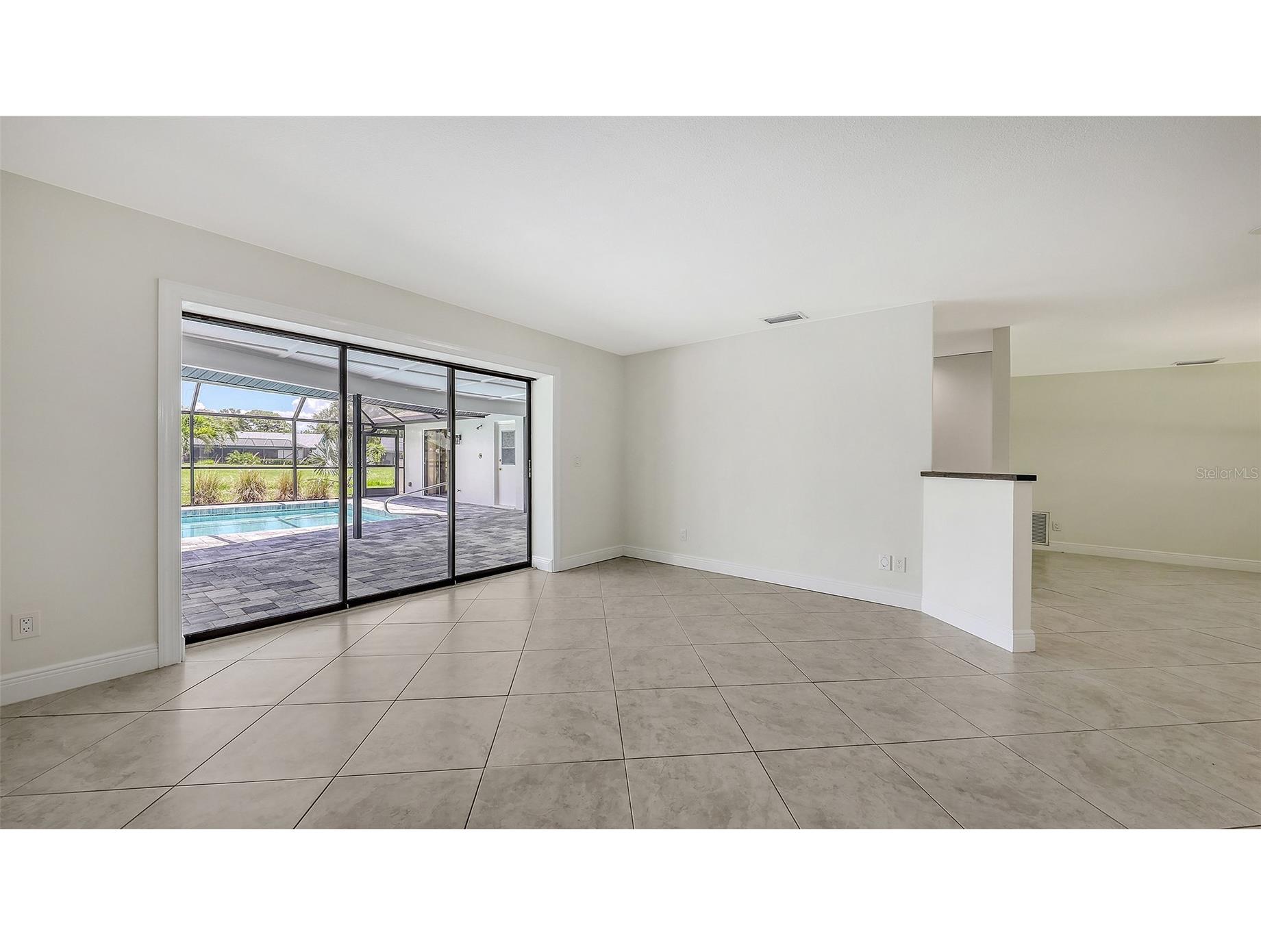 4830 Greywood Lane Sarasota FL 34235 A4659626 image6