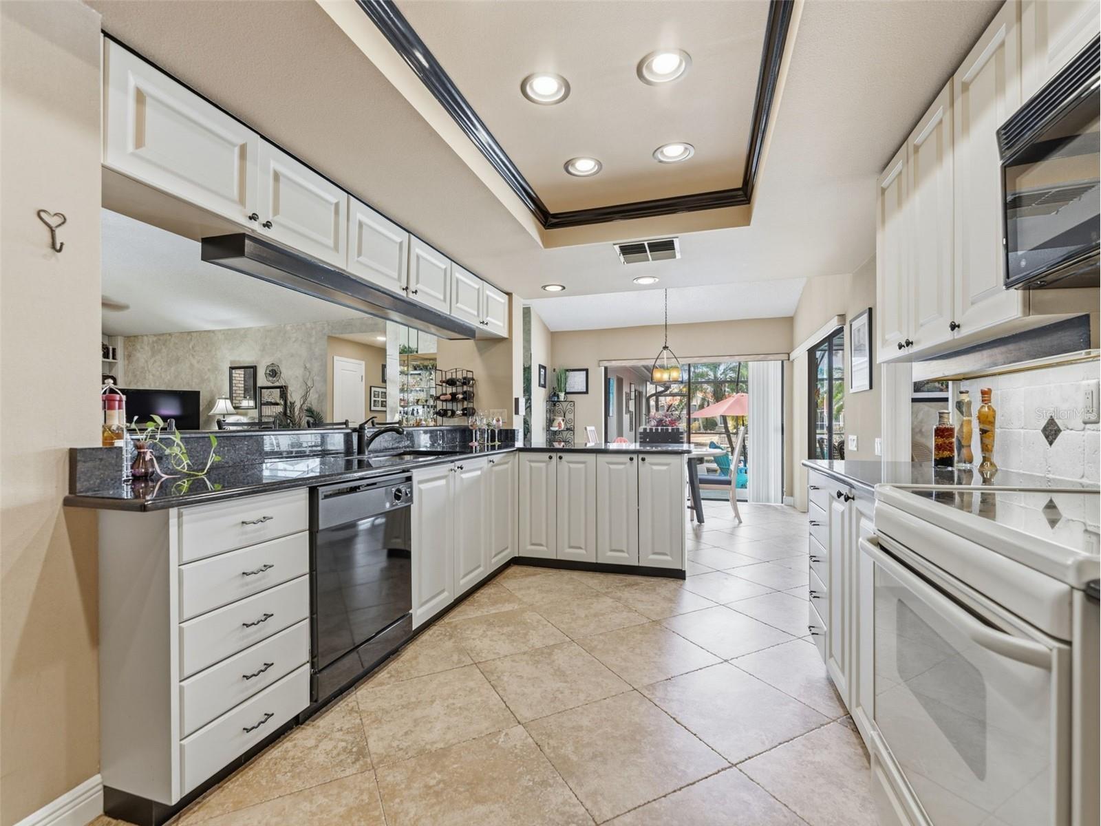 4830 Longwater Way Tampa FL 33615 TB8479322 image14
