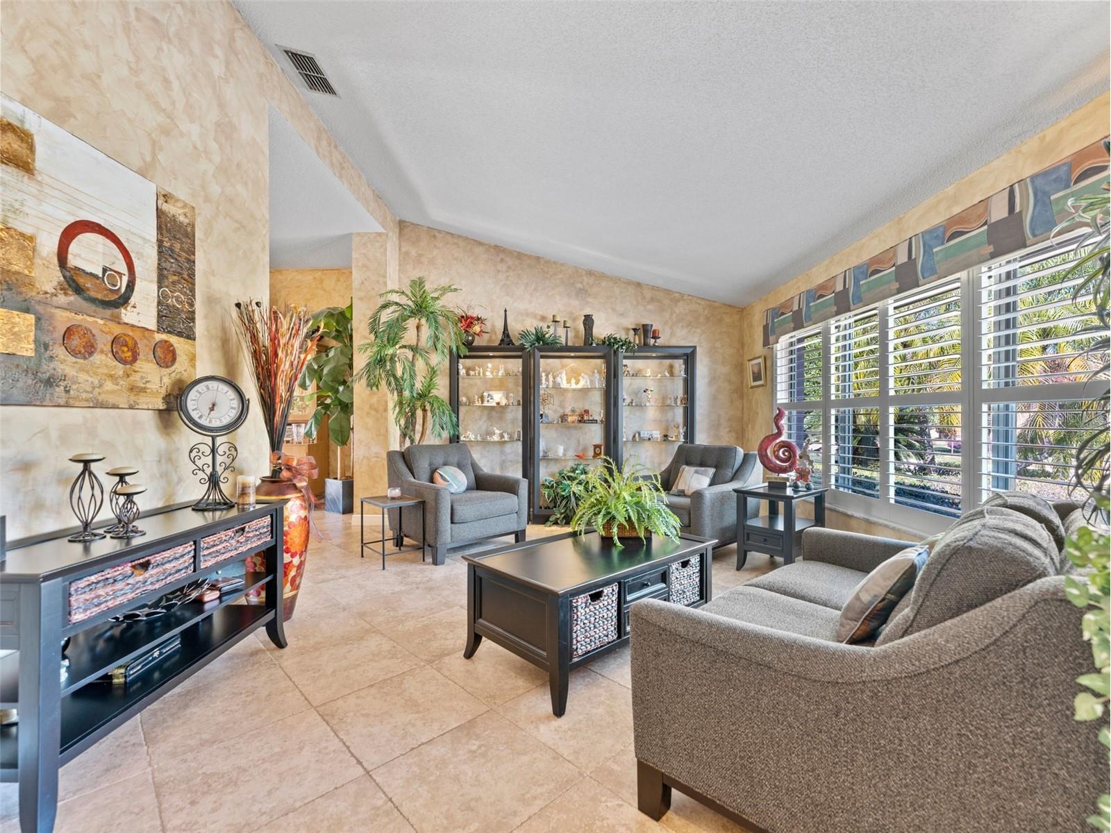4830 Longwater Way Tampa FL 33615 TB8479322 image9
