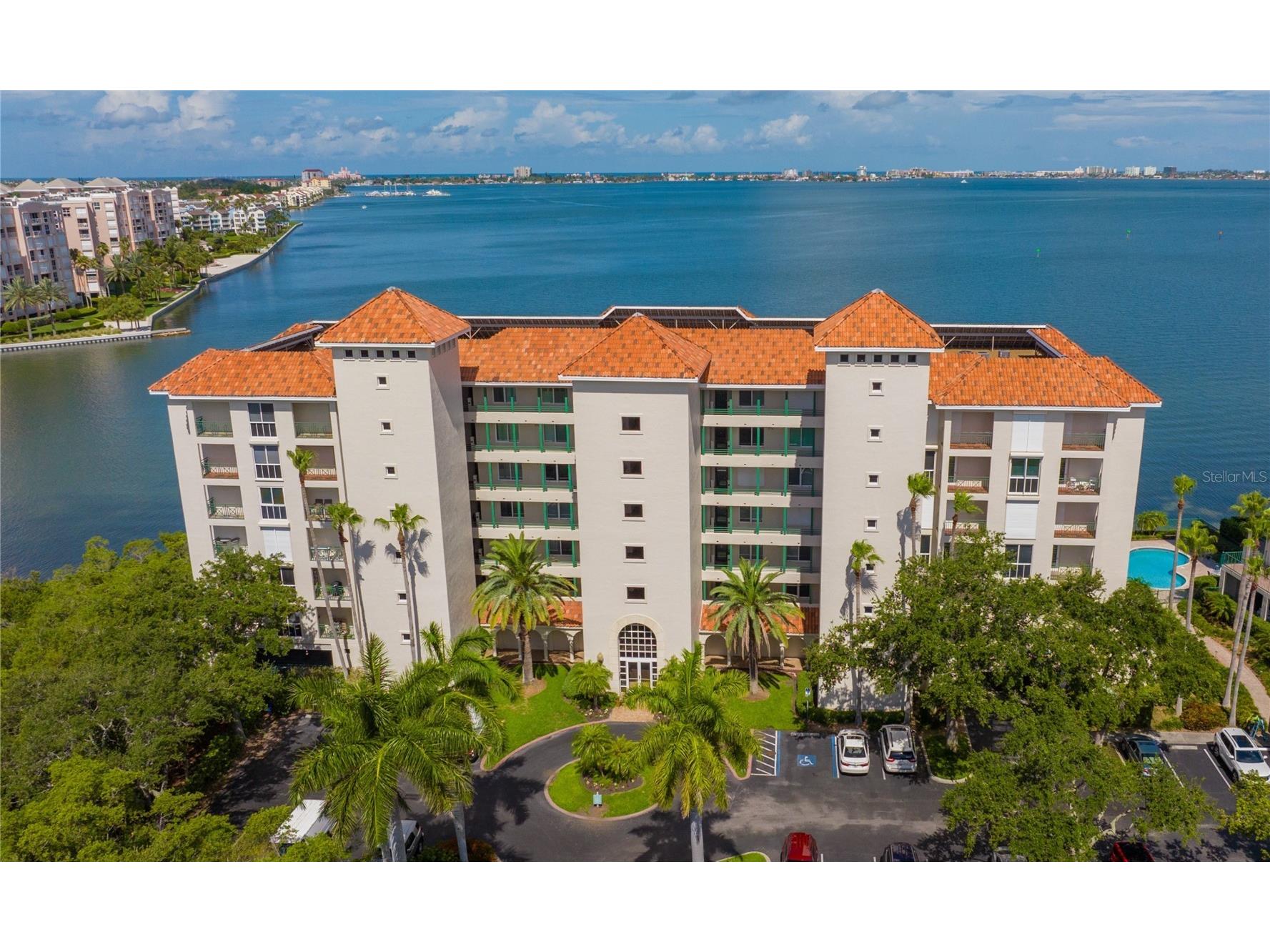 4830 Osprey Drive S #201 Saint Petersburg FL 33711 - BOCA CIEGA CHANNEL TB8479294 image1