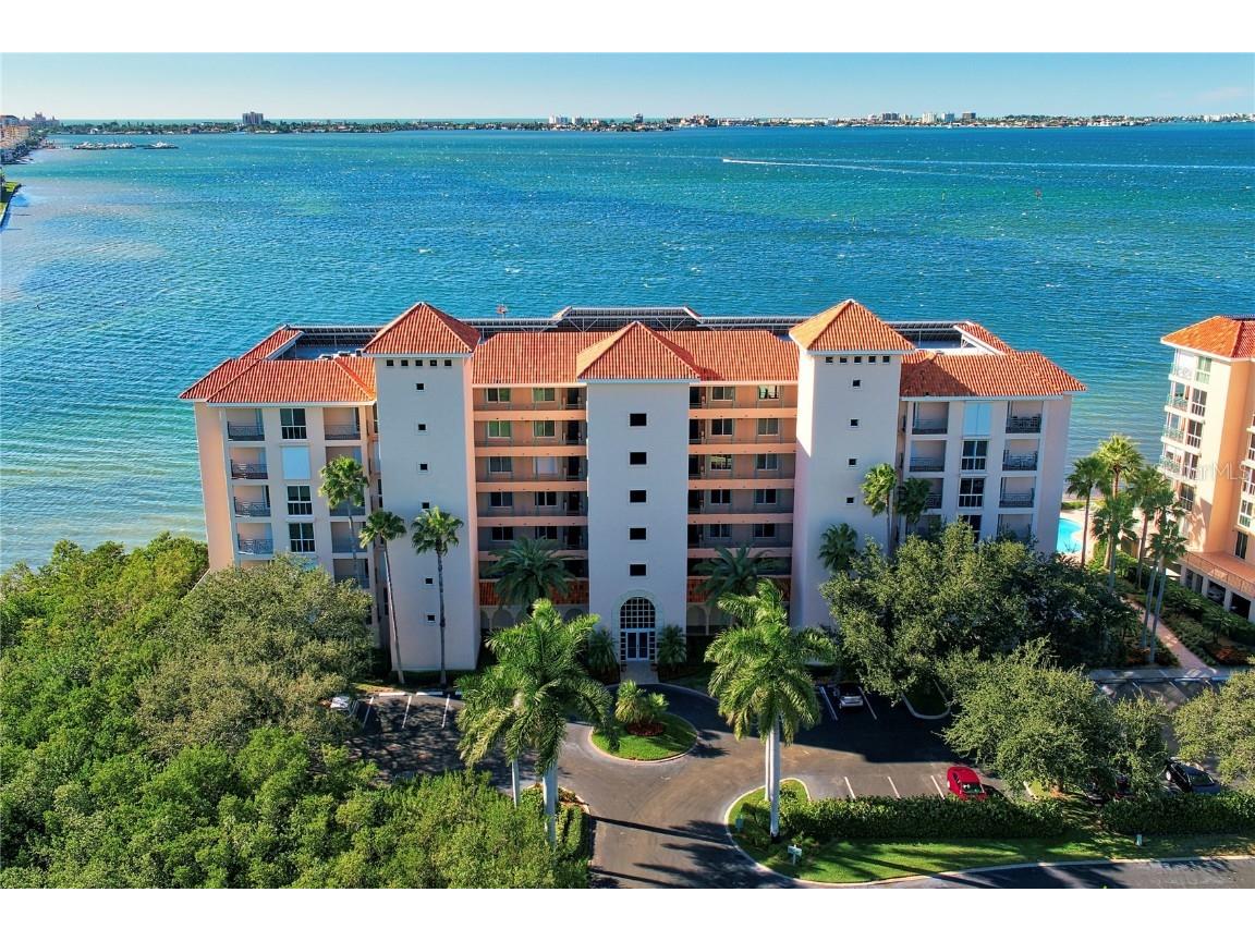 4830 Osprey Drive S #303 Saint Petersburg FL 33711 - BOCA CIEGA CHANNEL U8216294 image1