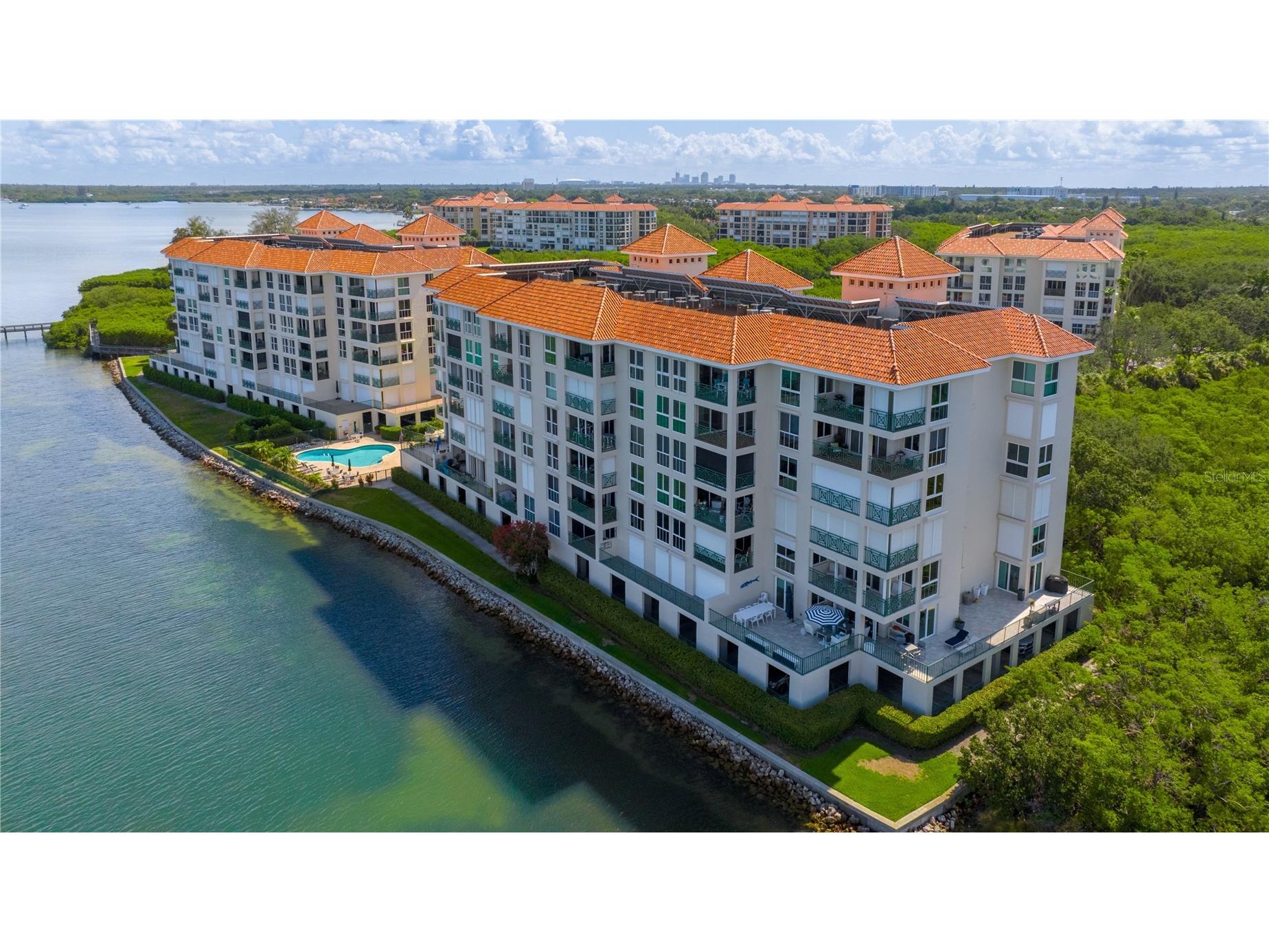 4830 Osprey Drive S #506 Saint Petersburg FL 33711 - BOCA CIEGA CHANNEL TB8481953 image1