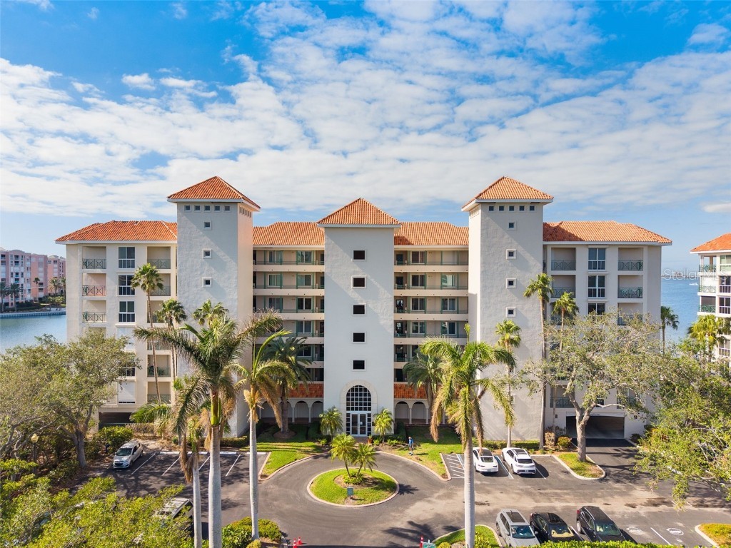 4830 Osprey Drive S #601 Saint Petersburg FL 33711 TB8324047 image1