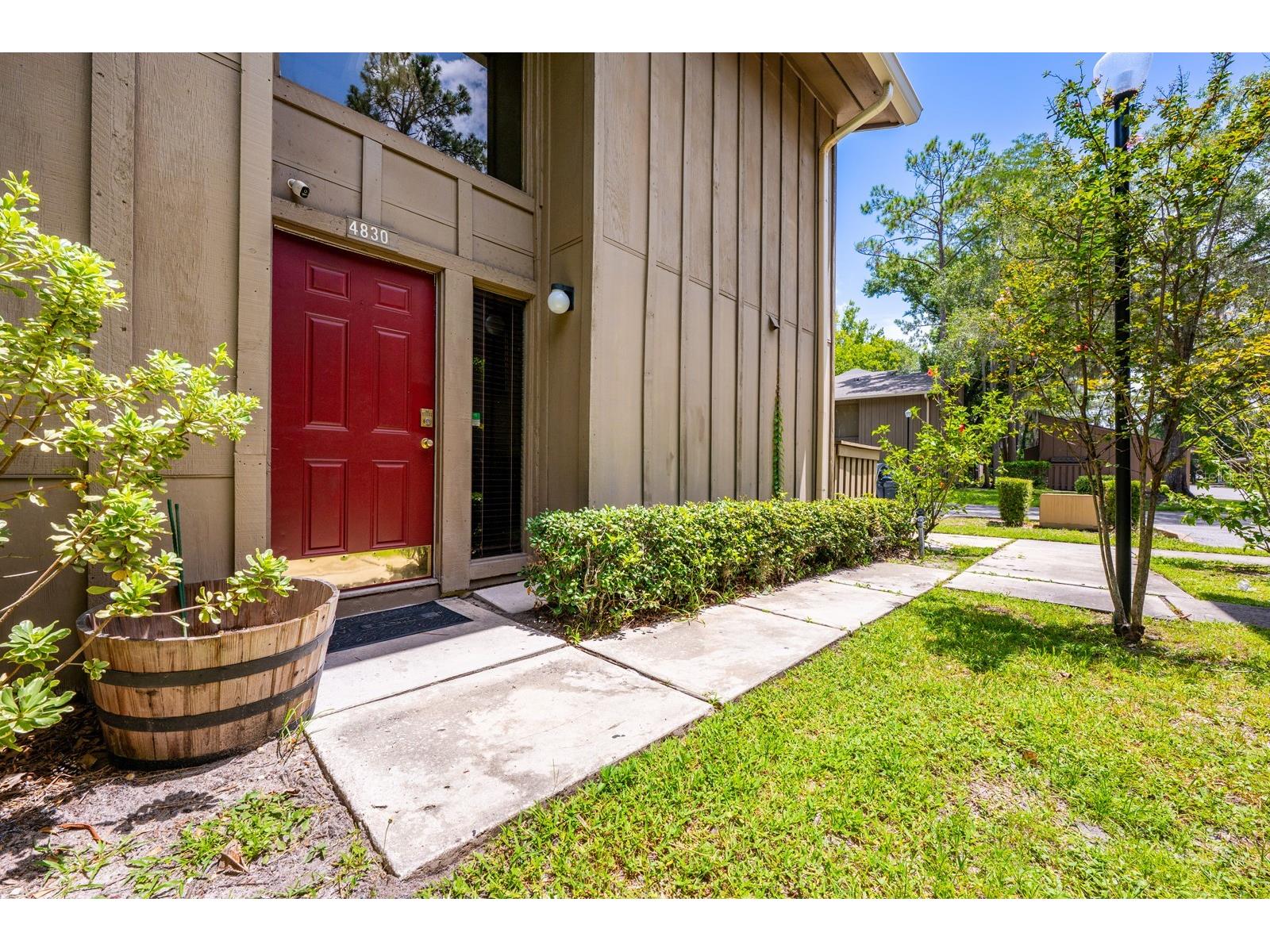 4830 Pebble Beach Drive #B Orlando FL 32811 O6330264 image1