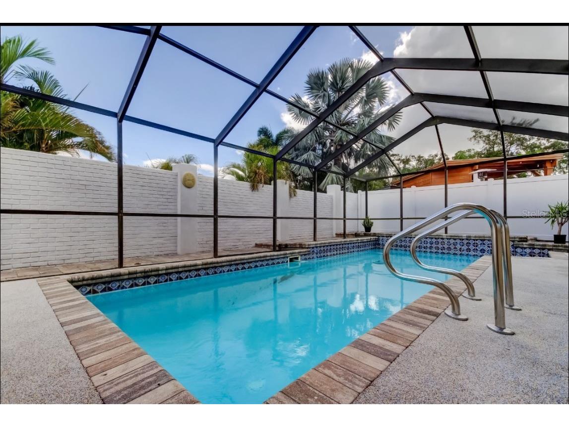 4831 Blue Jay Circle Palm Harbor FL 34683 TB8436972 image11