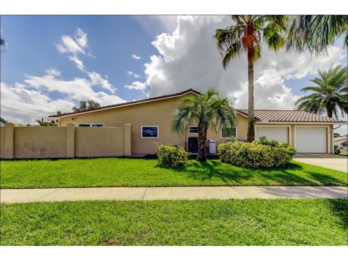 4831 Blue Jay Circle Palm Harbor FL 34683 TB8436972 image5