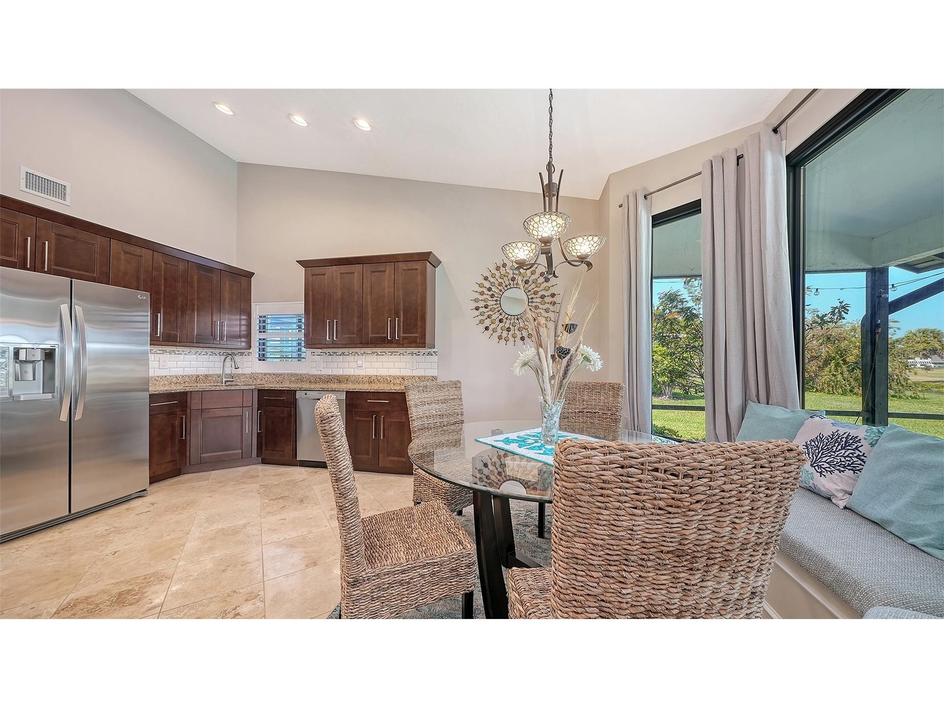 4831 Greencroft Road Sarasota FL 34235 A4687508 image10