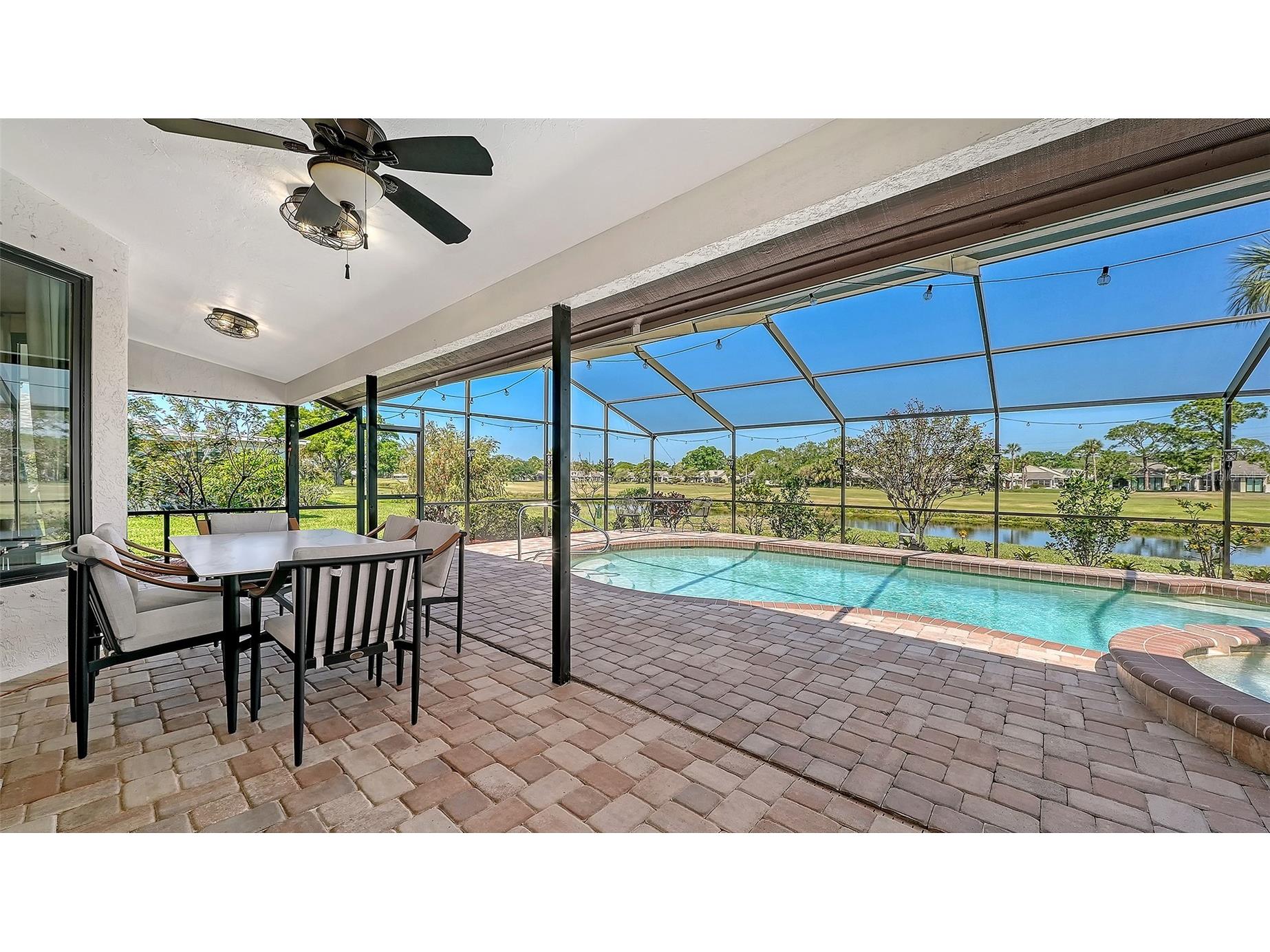 4831 Greencroft Road Sarasota FL 34235 A4687508 image24