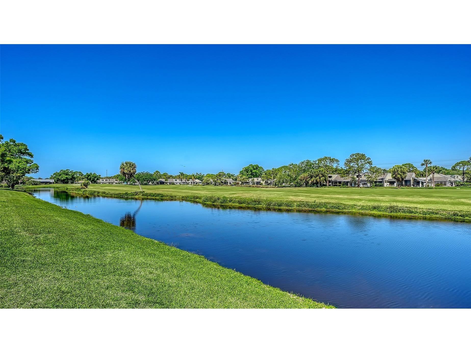 4831 Greencroft Road Sarasota FL 34235 A4687508 image32