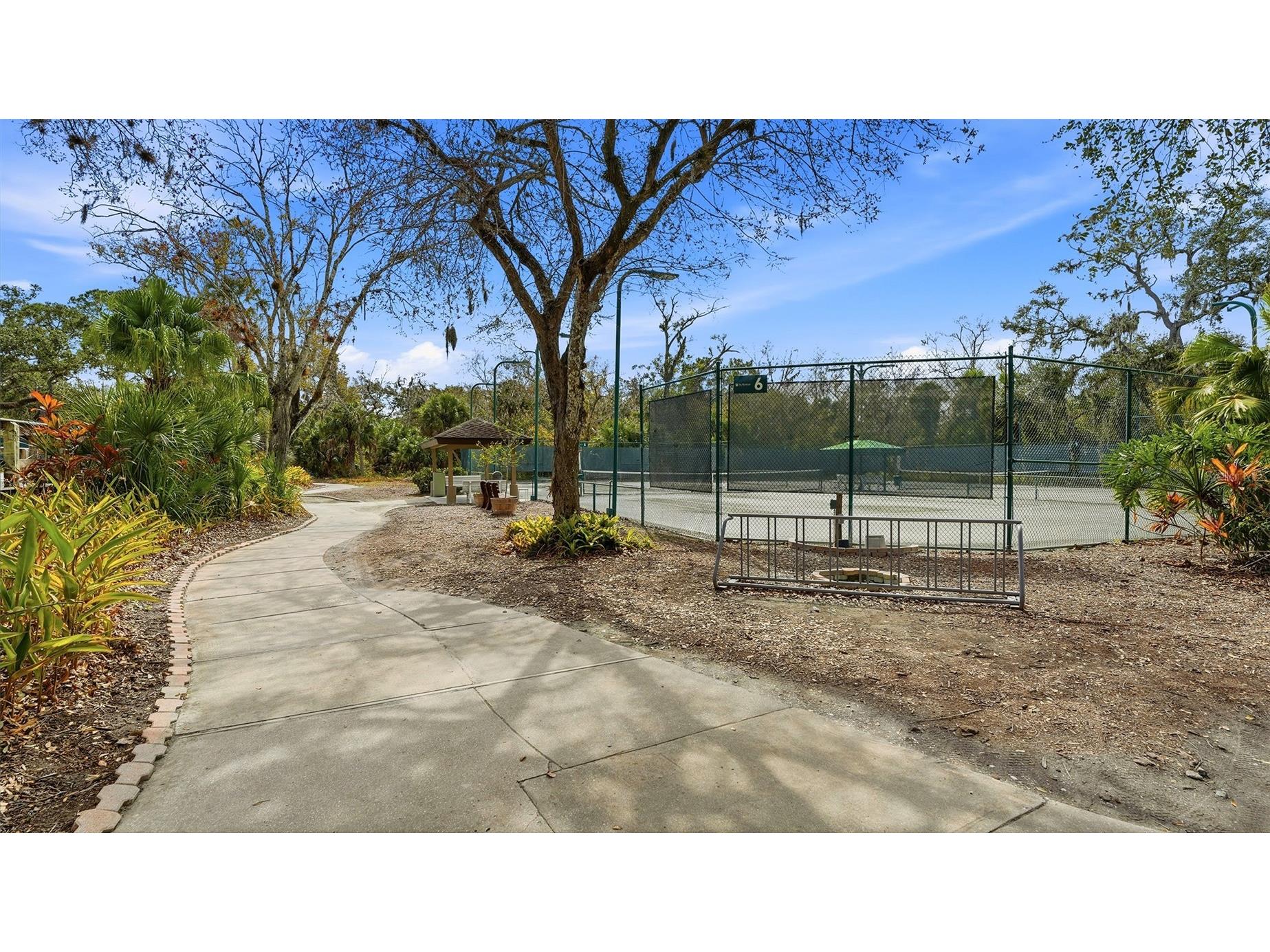 4831 Greencroft Road Sarasota FL 34235 A4687508 image65