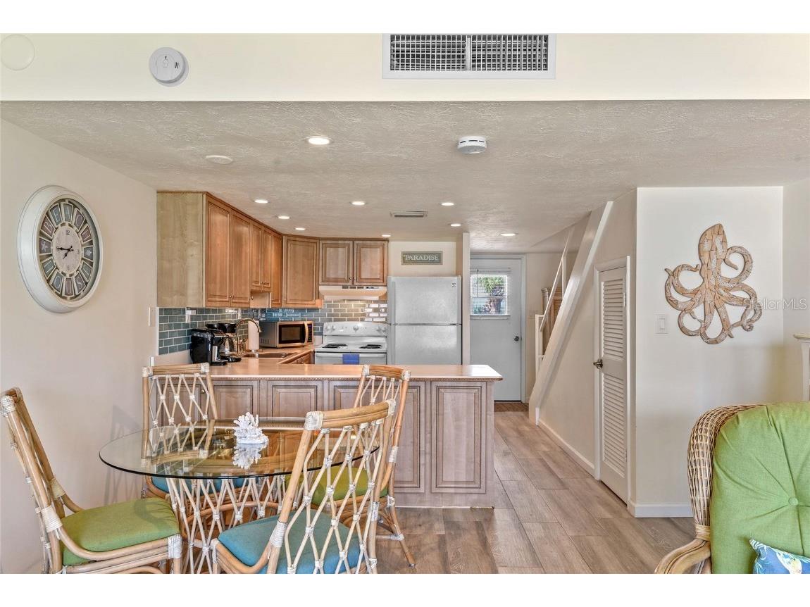 4831 Saxon Drive #212 New Smyrna Beach FL 32169 - ATLANTIC OCEAN O6341023 image11