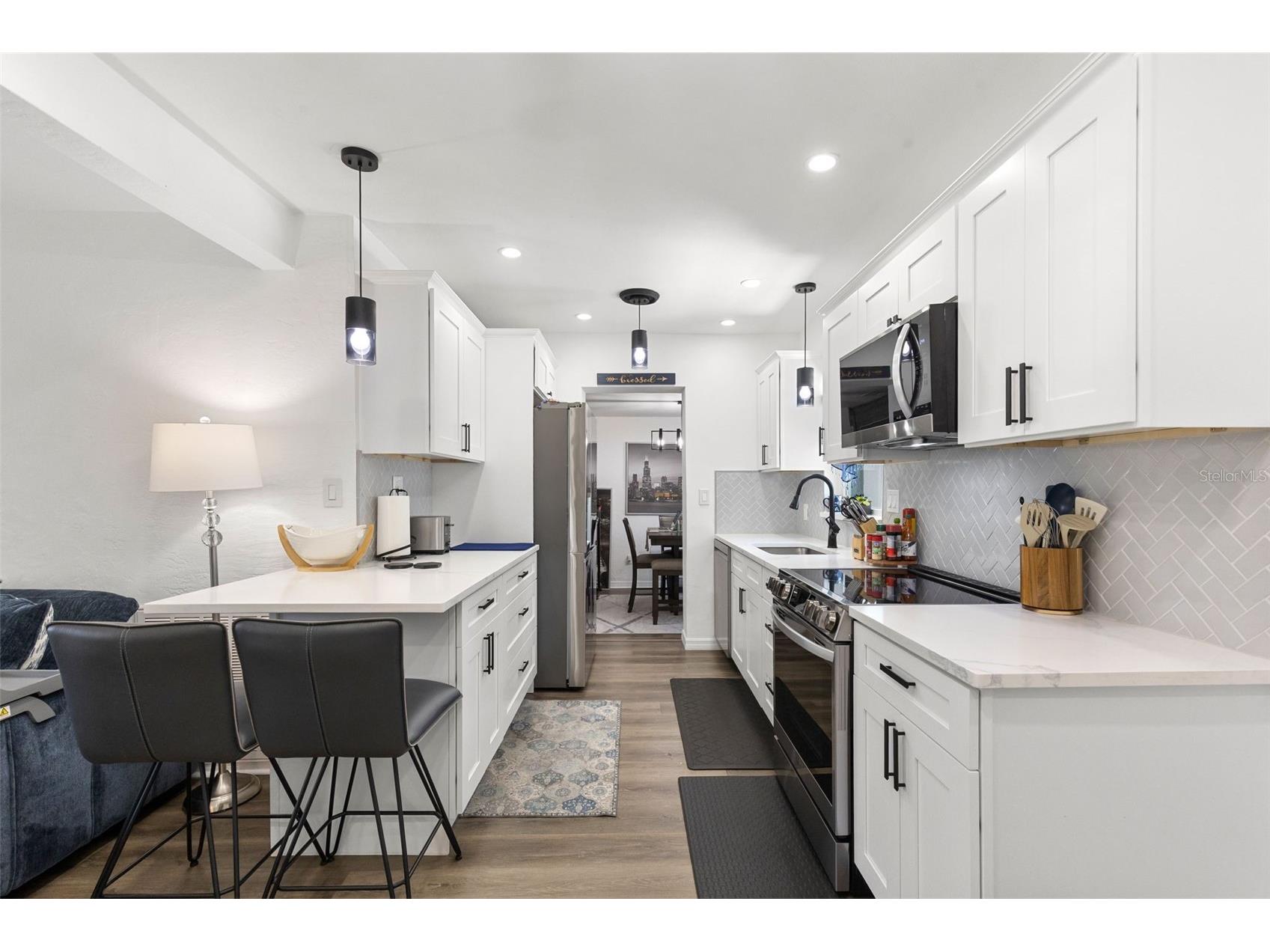 4832 5th Street S Saint Petersburg FL 33705 TB8514521 image12