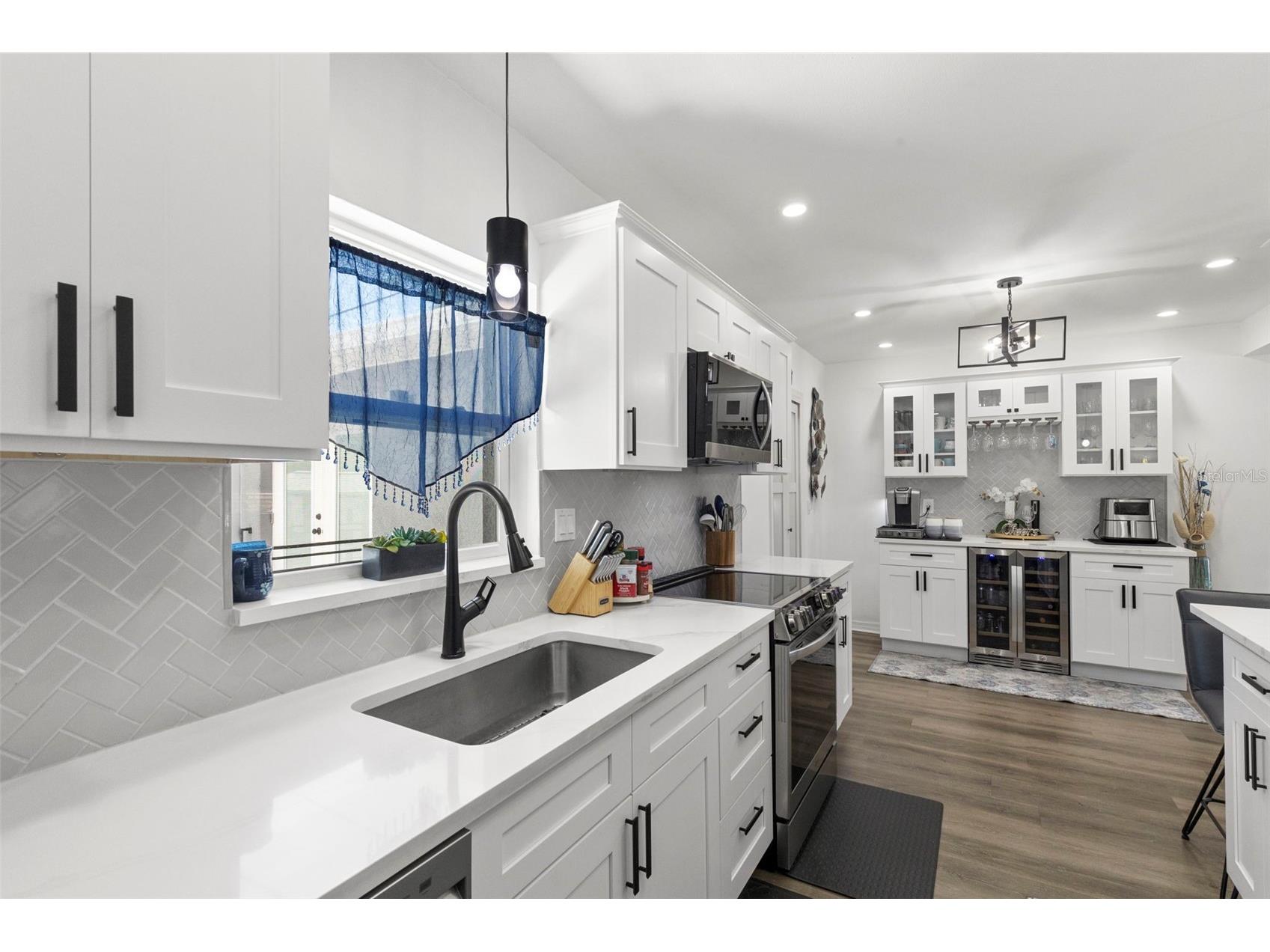 4832 5th Street S Saint Petersburg FL 33705 TB8514521 image16