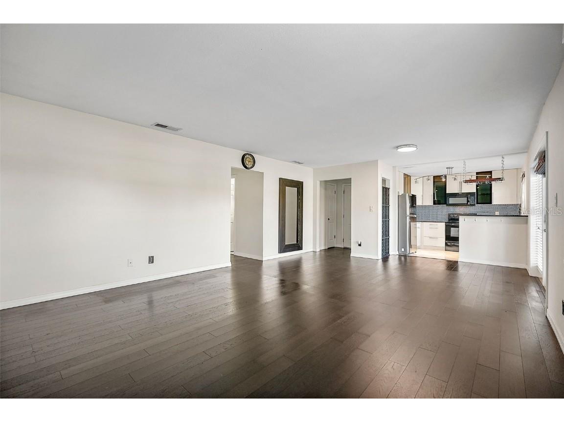 4832 Cobia Drive SE #B Saint Petersburg FL 33705 TB8322164 image13