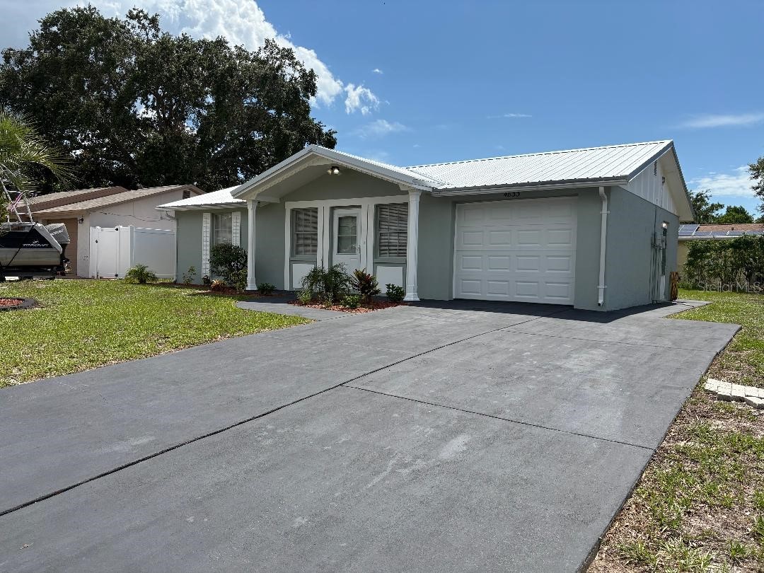 4833 Dogwood Street New Port Richey FL 34653 A4667083 image1
