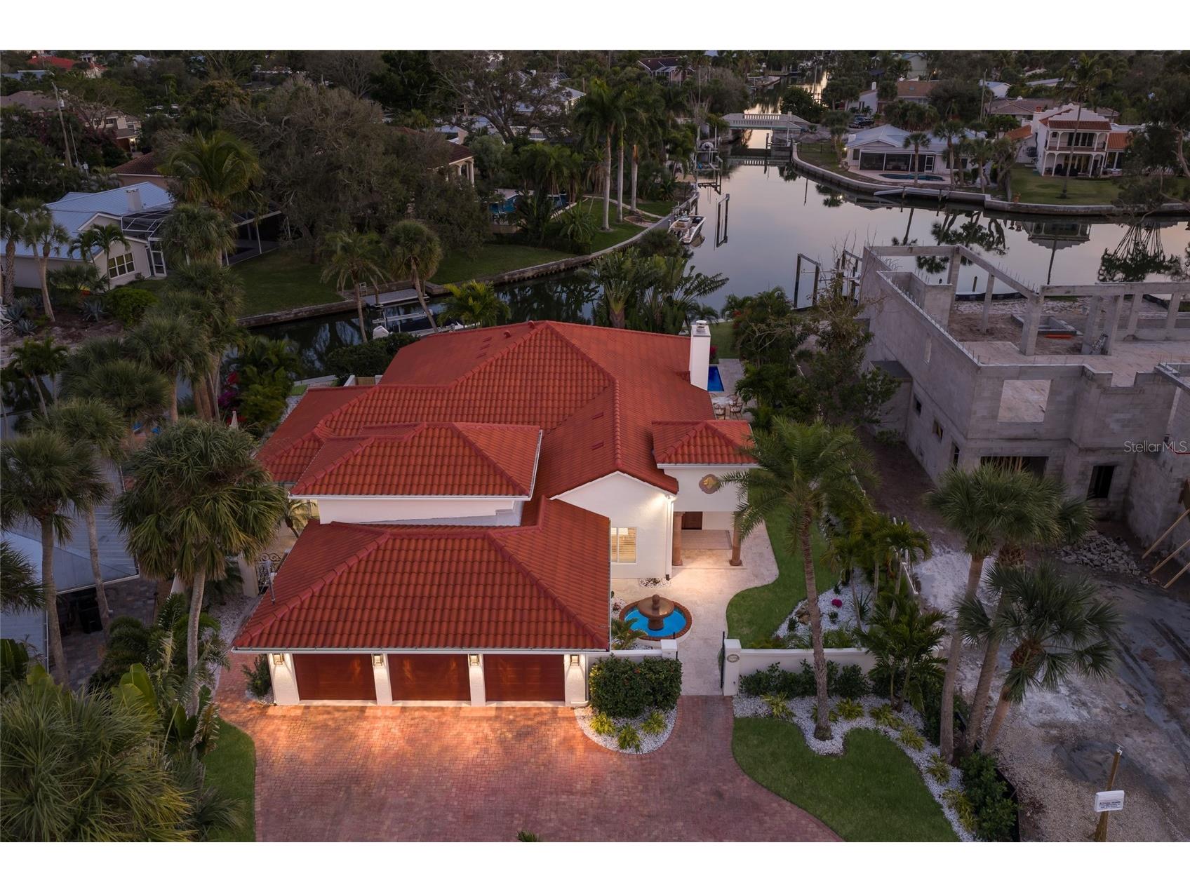 4833 Featherbed Lane Sarasota FL 34242 A4666708 image1