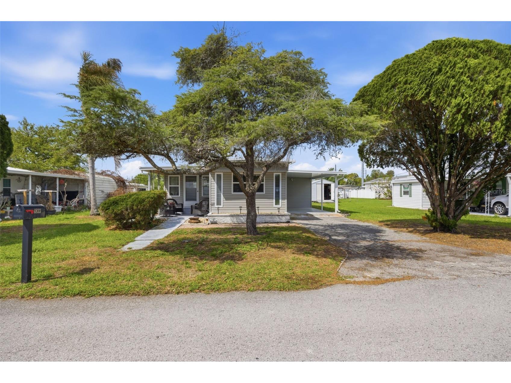 4833 Royal Palm Drive Zephyrhills FL 33542 TB8486929 image1