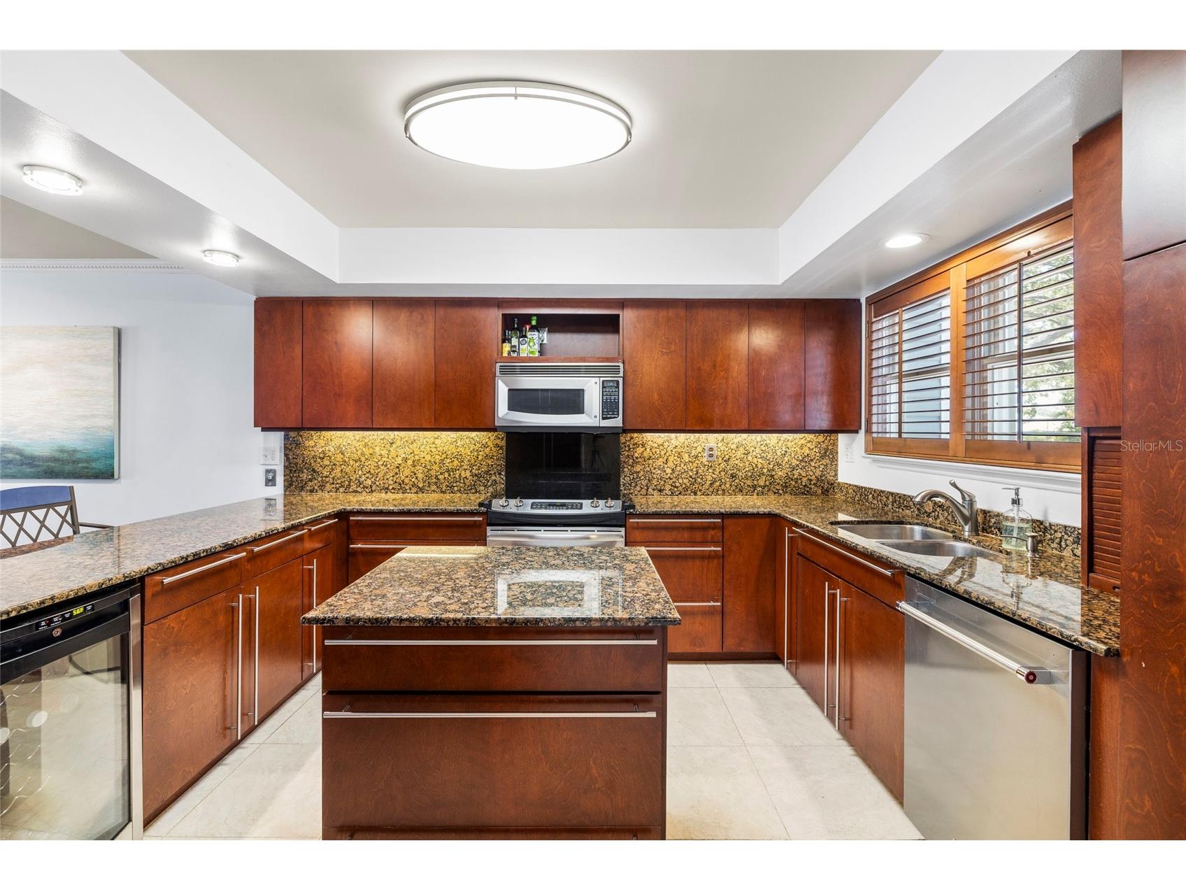4833 W Flamingo Rd Tampa FL 33611 TB8526030 image9