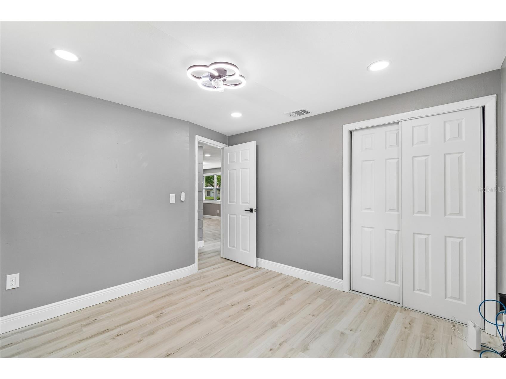 4834 Mile Stretch Drive Holiday FL 34690 TB8513993 image26