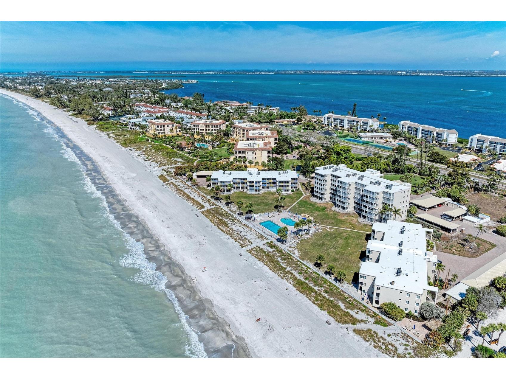 4835 Gulf Of Mexico Drive #105 Longboat Key FL 34228 - GULF A4684056 image1