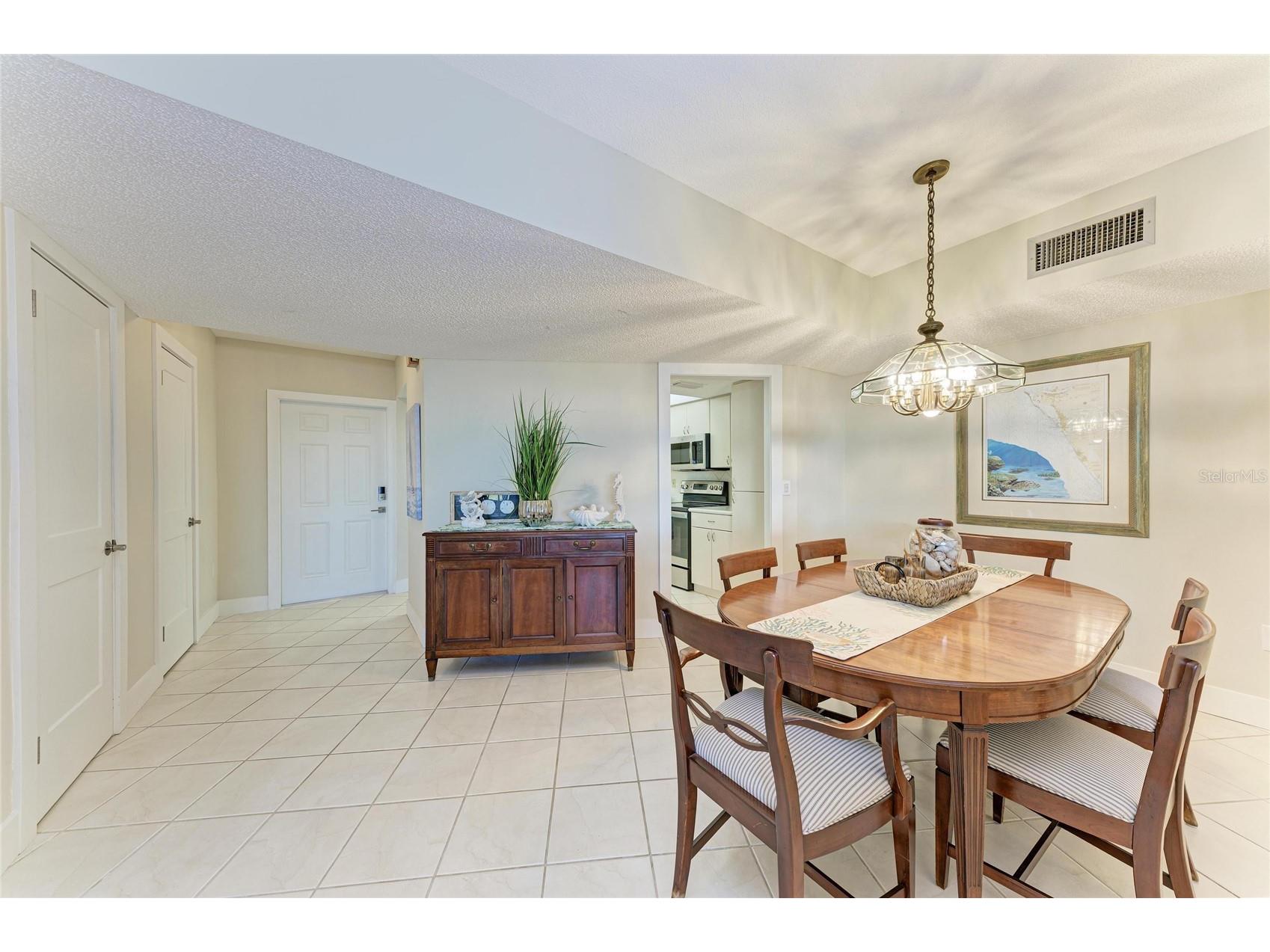 4835 Gulf Of Mexico Drive #105 Longboat Key FL 34228 - GULF A4684056 image14