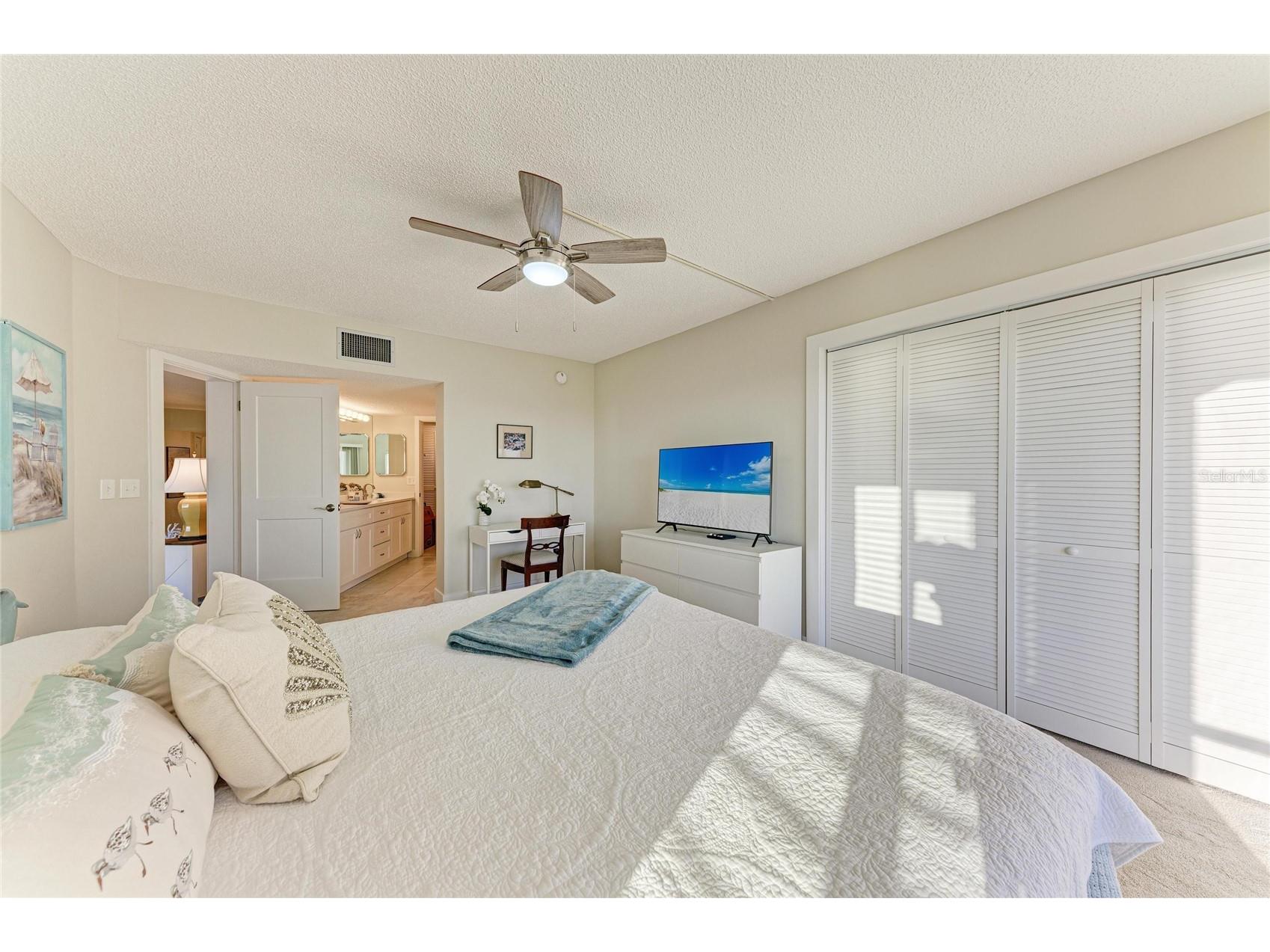 4835 Gulf Of Mexico Drive #105 Longboat Key FL 34228 - GULF A4684056 image20